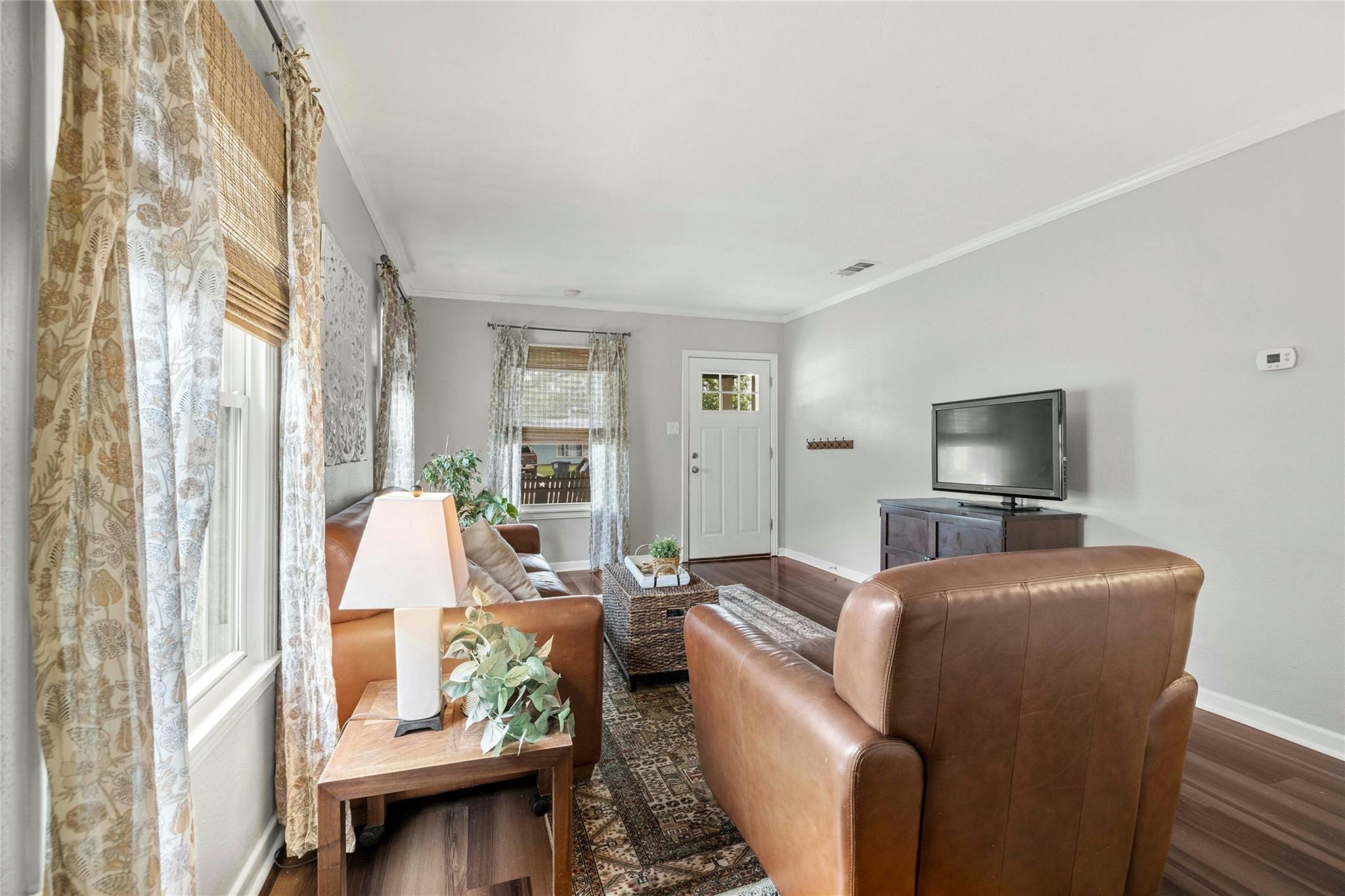 1906 Paige St, Georgetown, TX 78626