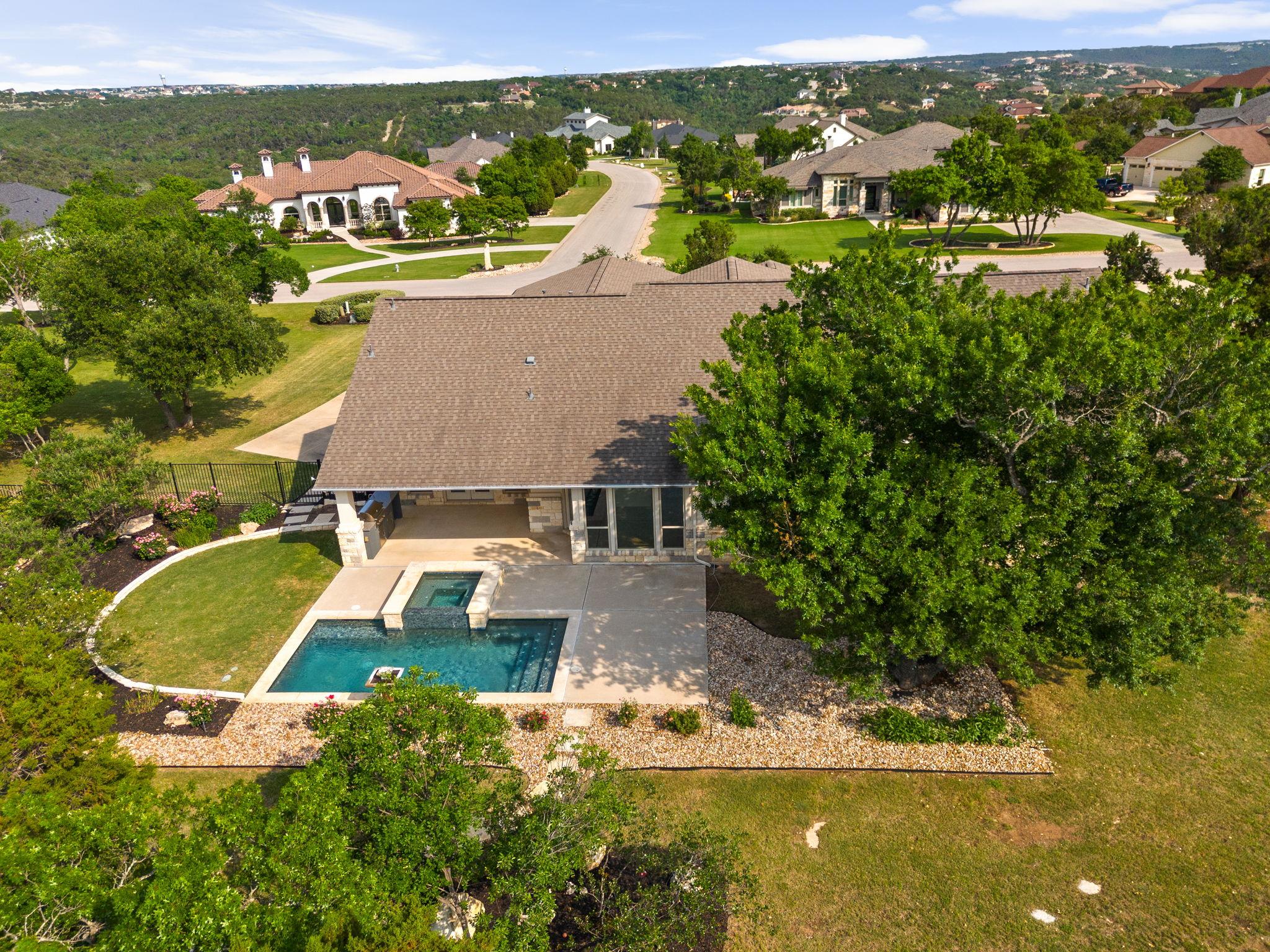 2120 High Lonesome Dr, Leander, TX 78641