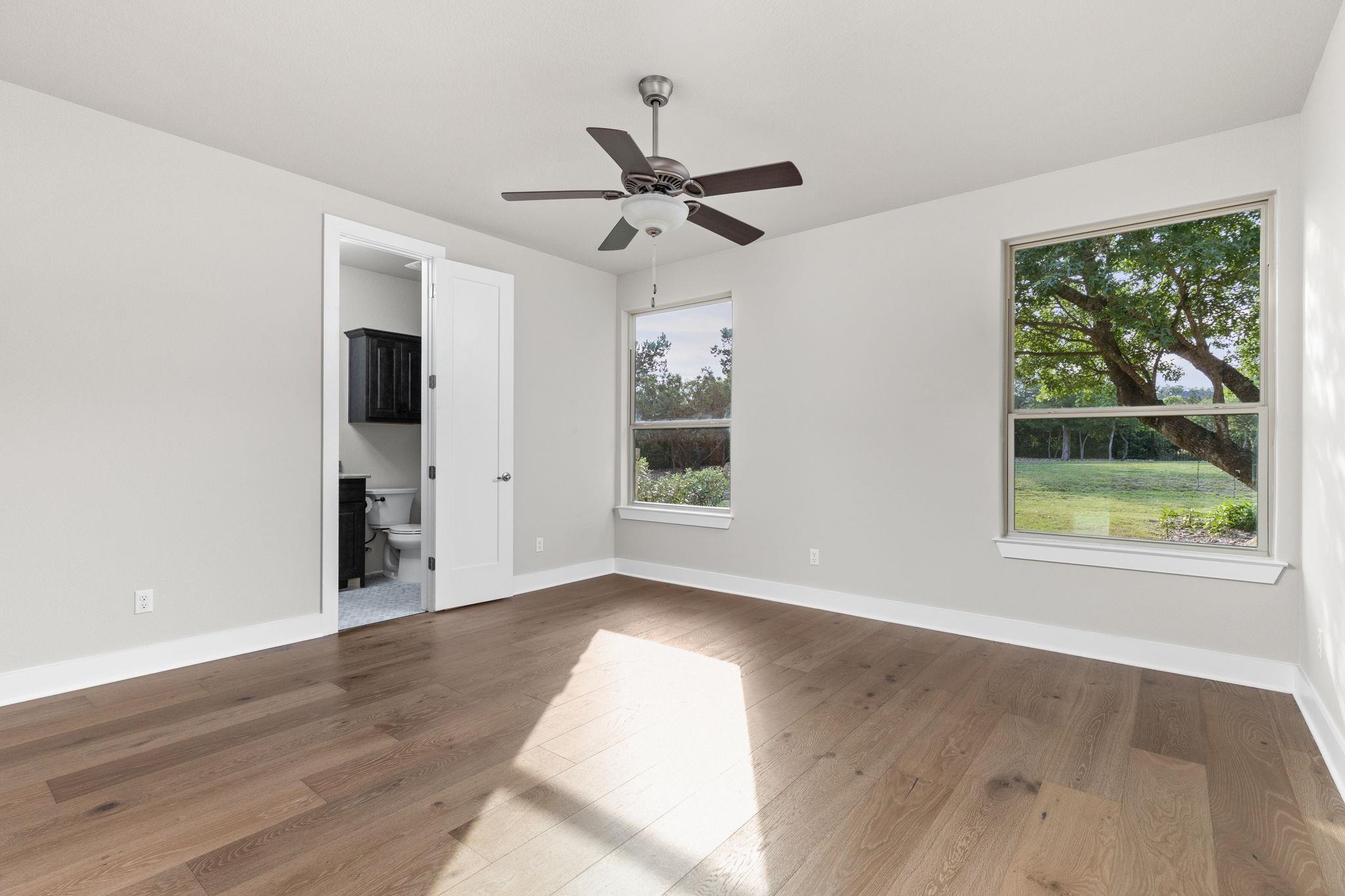 2120 High Lonesome Dr, Leander, TX 78641
