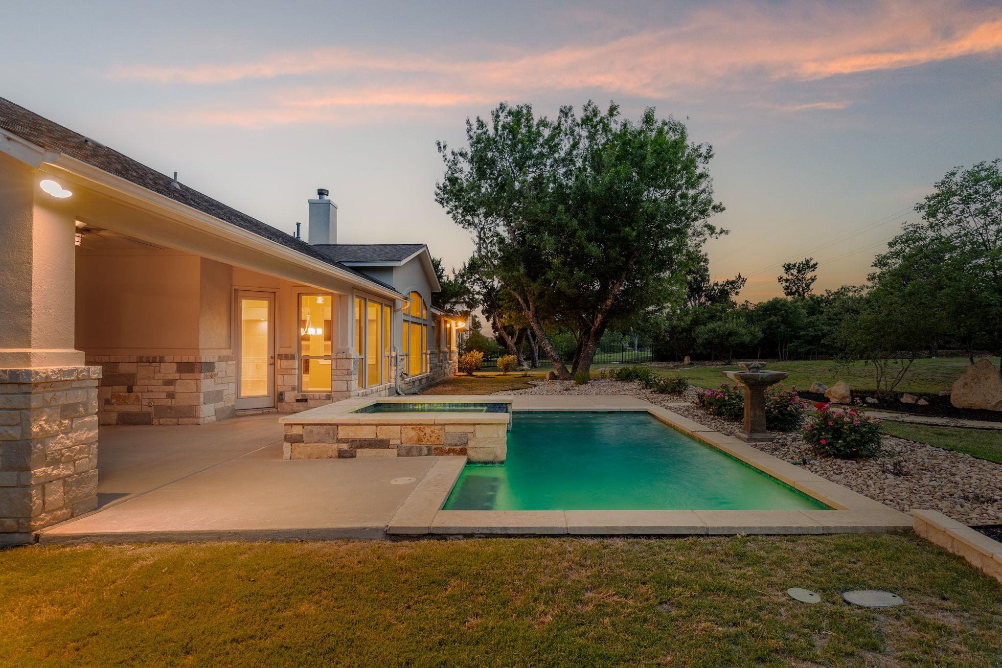 2120 High Lonesome Dr, Leander, TX 78641