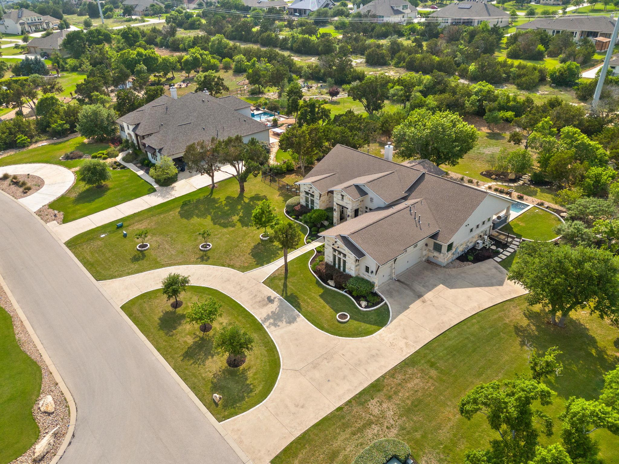 2120 High Lonesome Dr, Leander, TX 78641