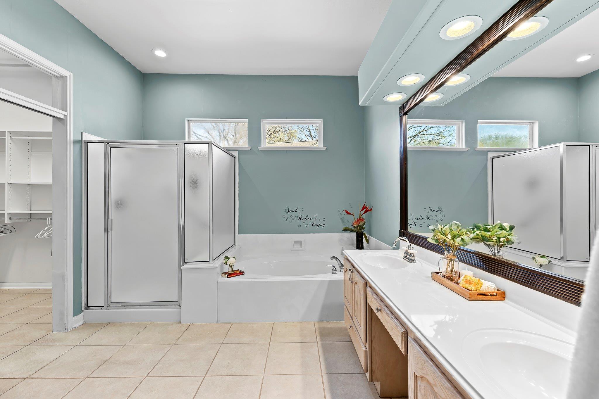 100 Blacksmiths Cir, Georgetown, TX 78633