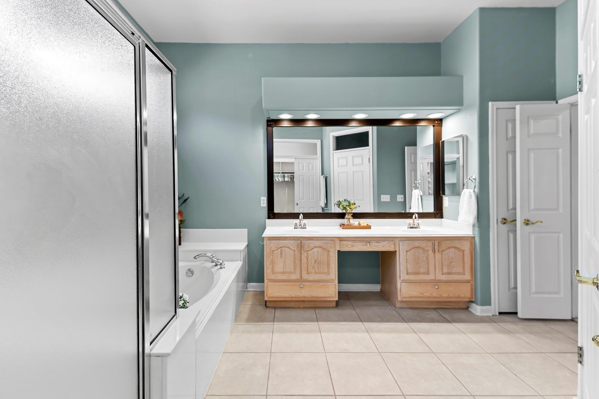 100 Blacksmiths Cir, Georgetown, TX 78633