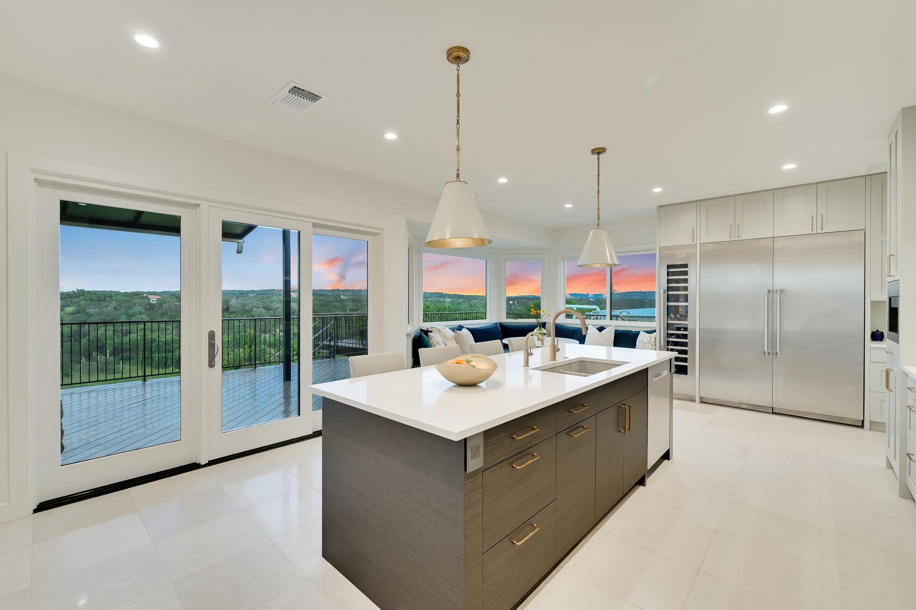 24710 Fossil Trl, Spicewood, TX 78669