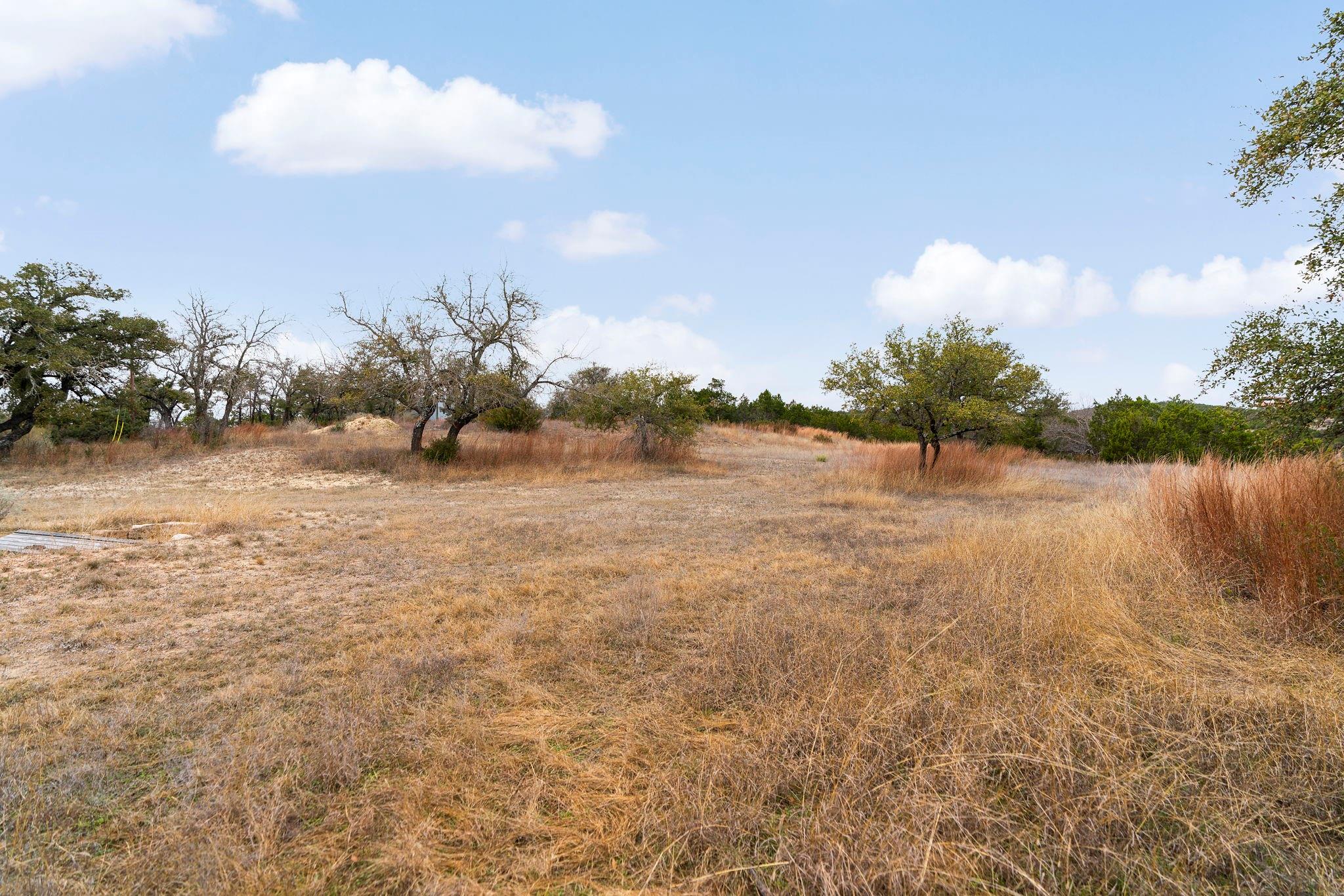 21418 Kathy Ln, Spicewood, TX 78669
