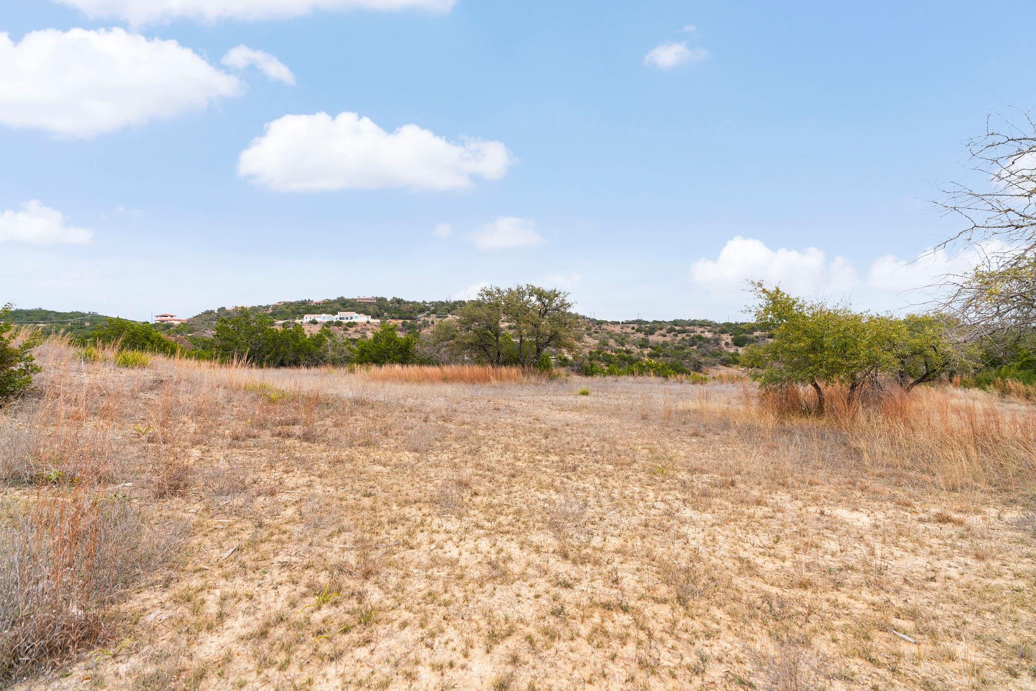 21418 Kathy Ln, Spicewood, TX 78669