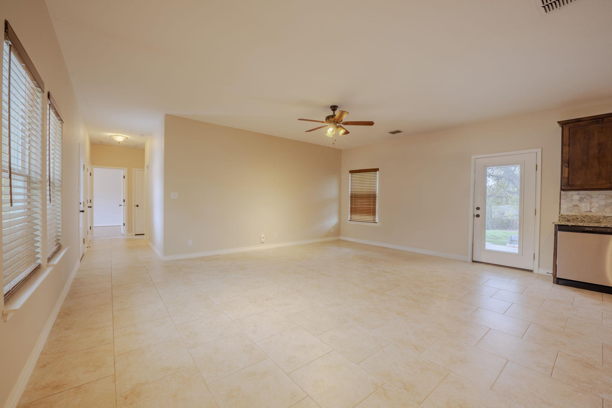 2043 Rocky Ridge Loop, Canyon Lake, TX 78133