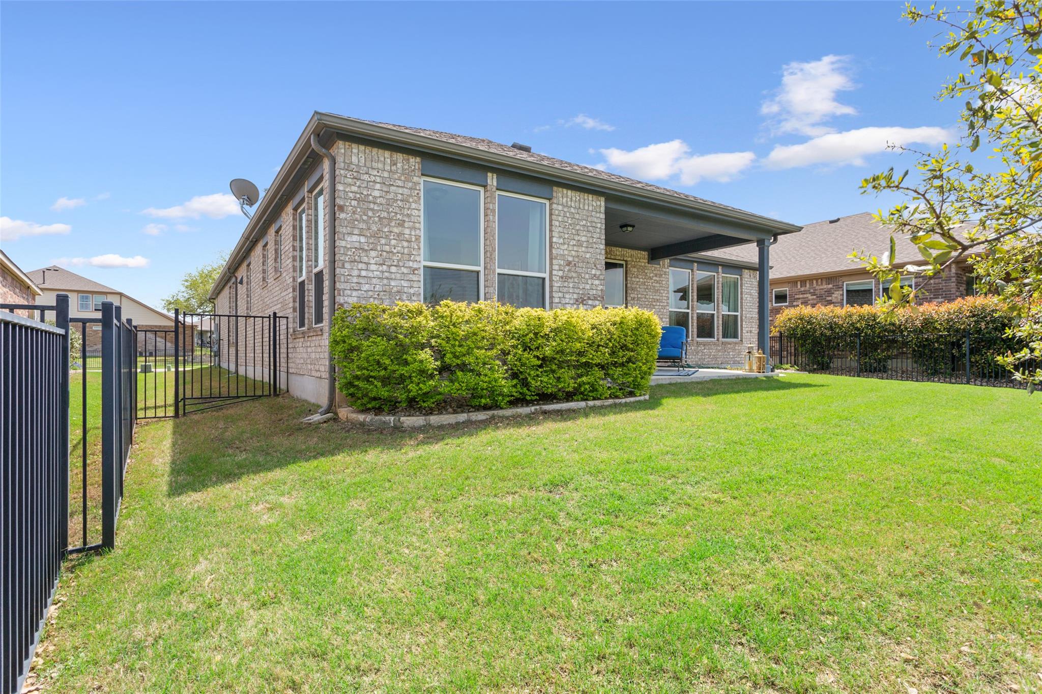 231 Tradinghouse Creek St, Georgetown, TX 78633