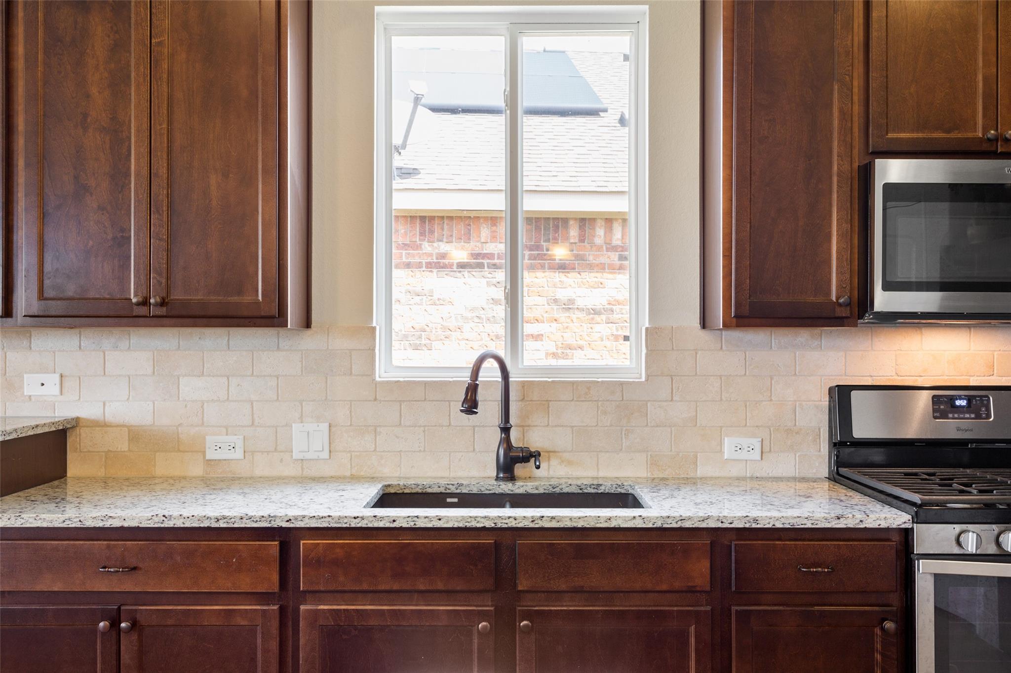 231 Tradinghouse Creek St, Georgetown, TX 78633