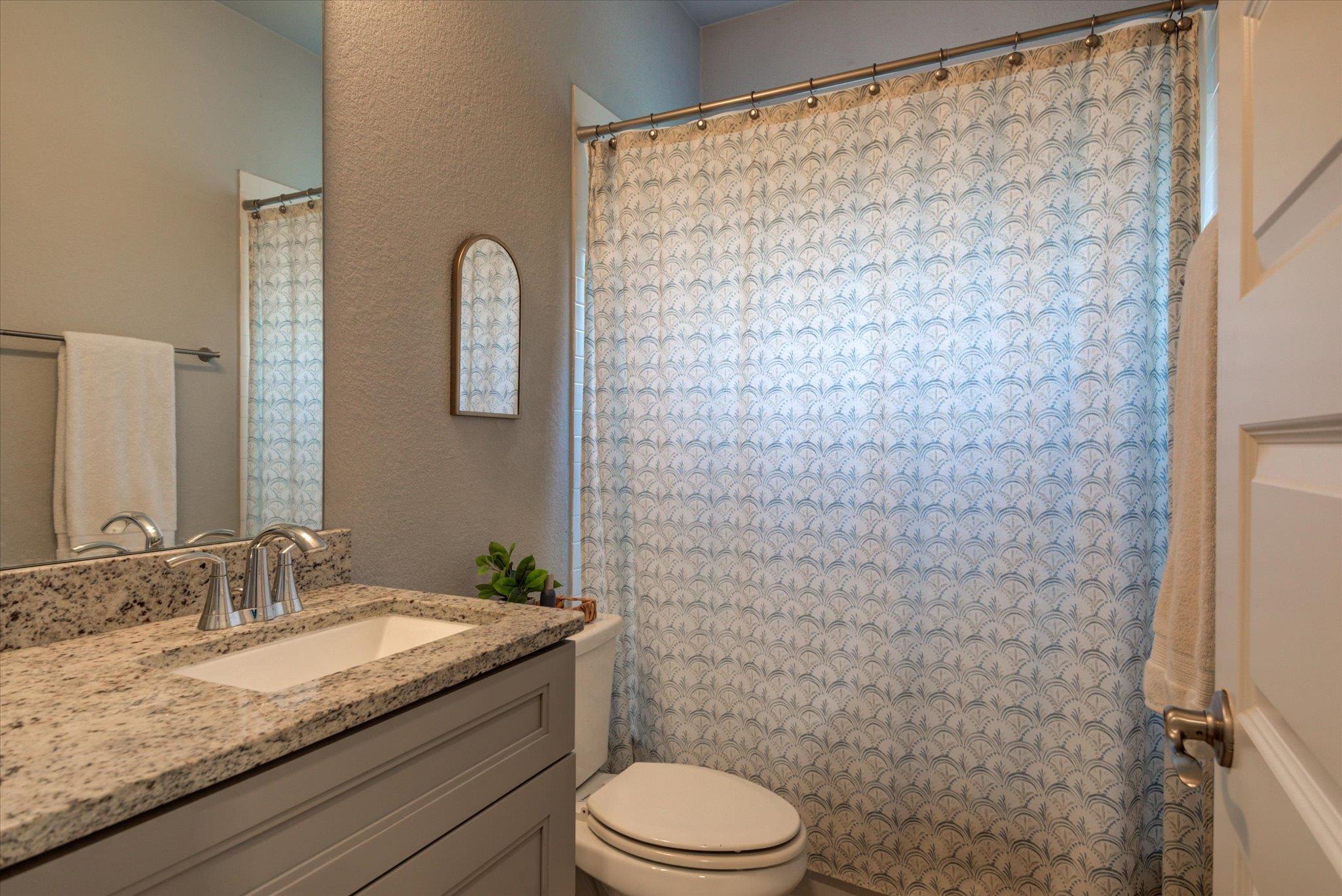 21414 Santa Carlo Ave, Lago Vista, TX 78645