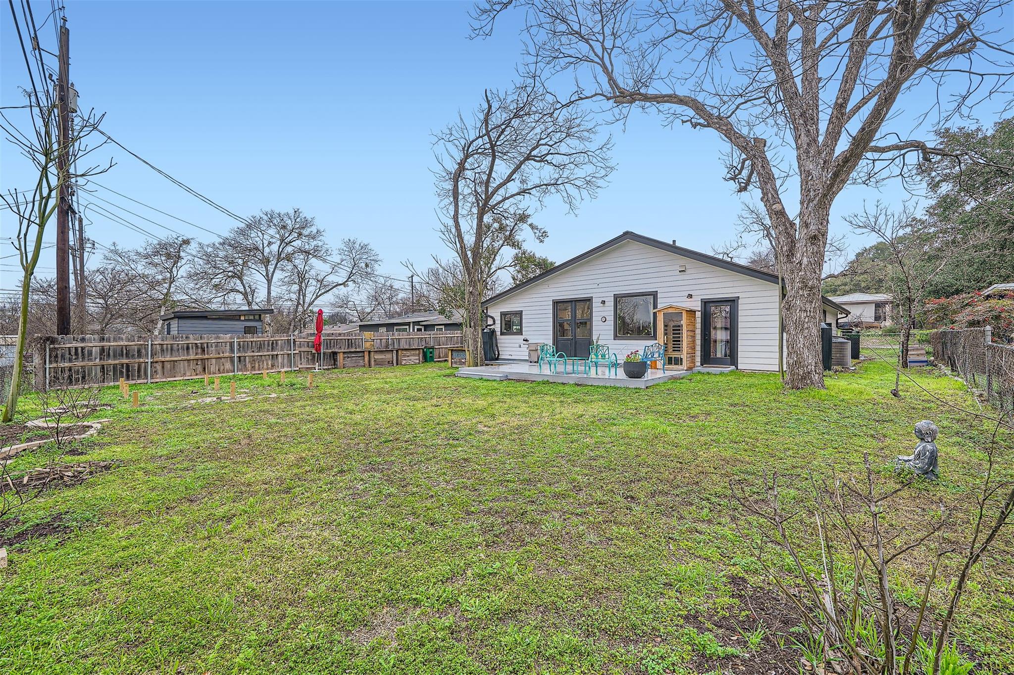 205 Rowland Dr, Austin, TX 78745
