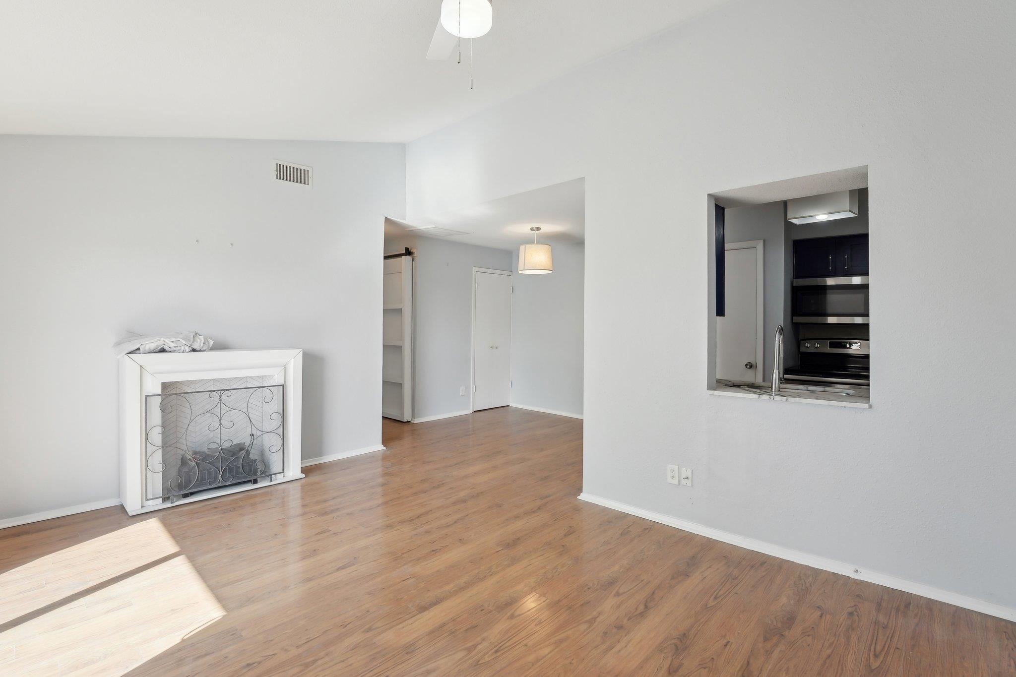 6903 Deatonhill Dr # 11, Austin, TX 78745