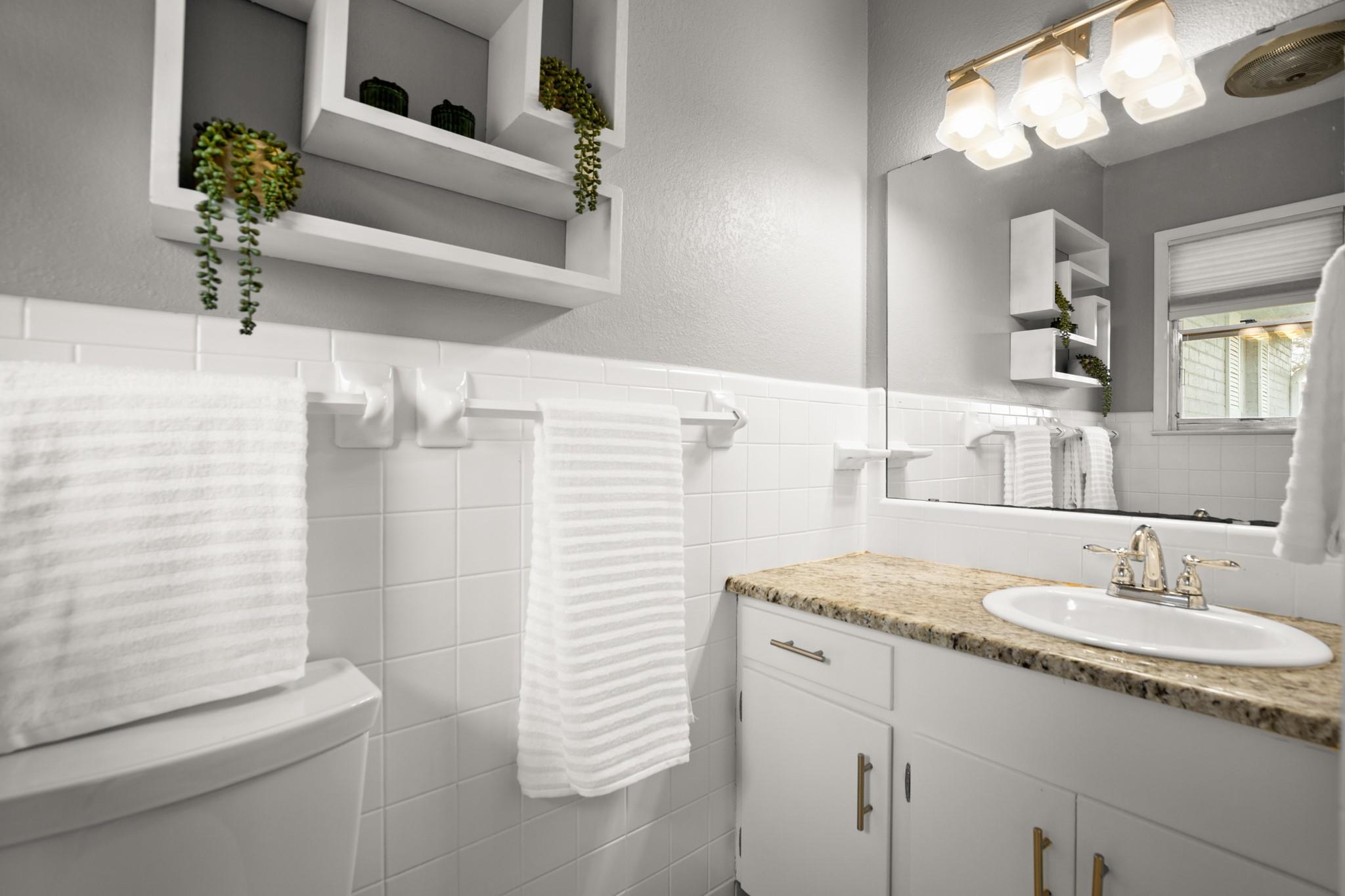 611 Virginia Dr, Round Rock, TX 78664