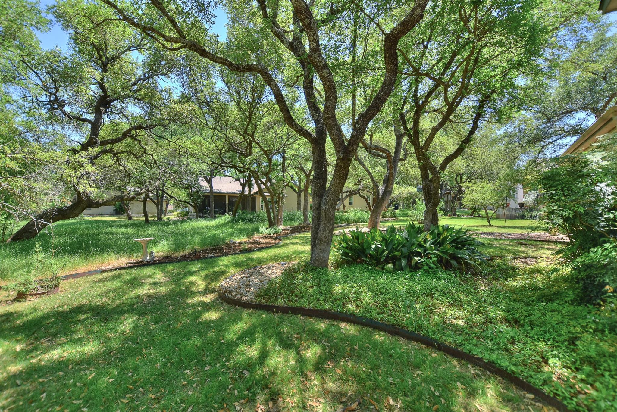 229 Whispering Wind Dr, Georgetown, TX 78633