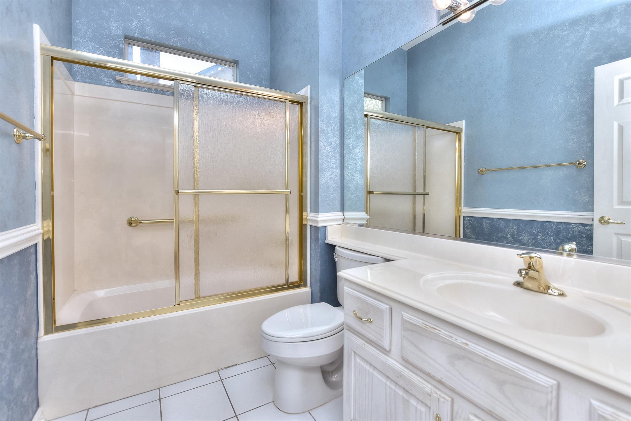 229 Whispering Wind Dr, Georgetown, TX 78633