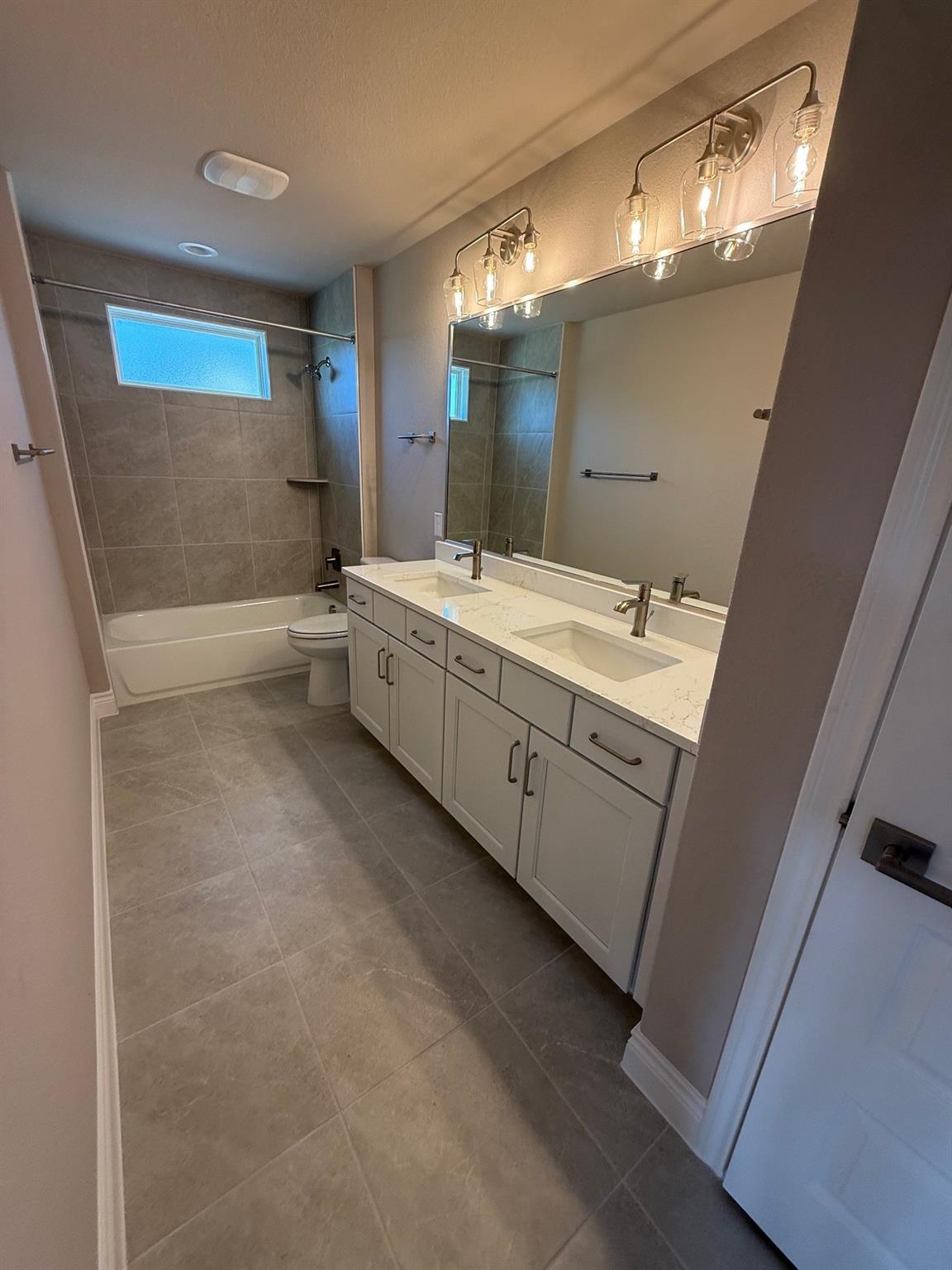 107 Preston Trl, Meadowlakes, TX 78654