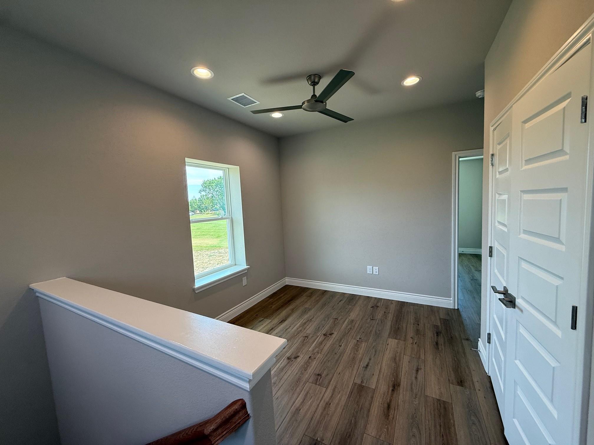 107 Preston Trl, Meadowlakes, TX 78654