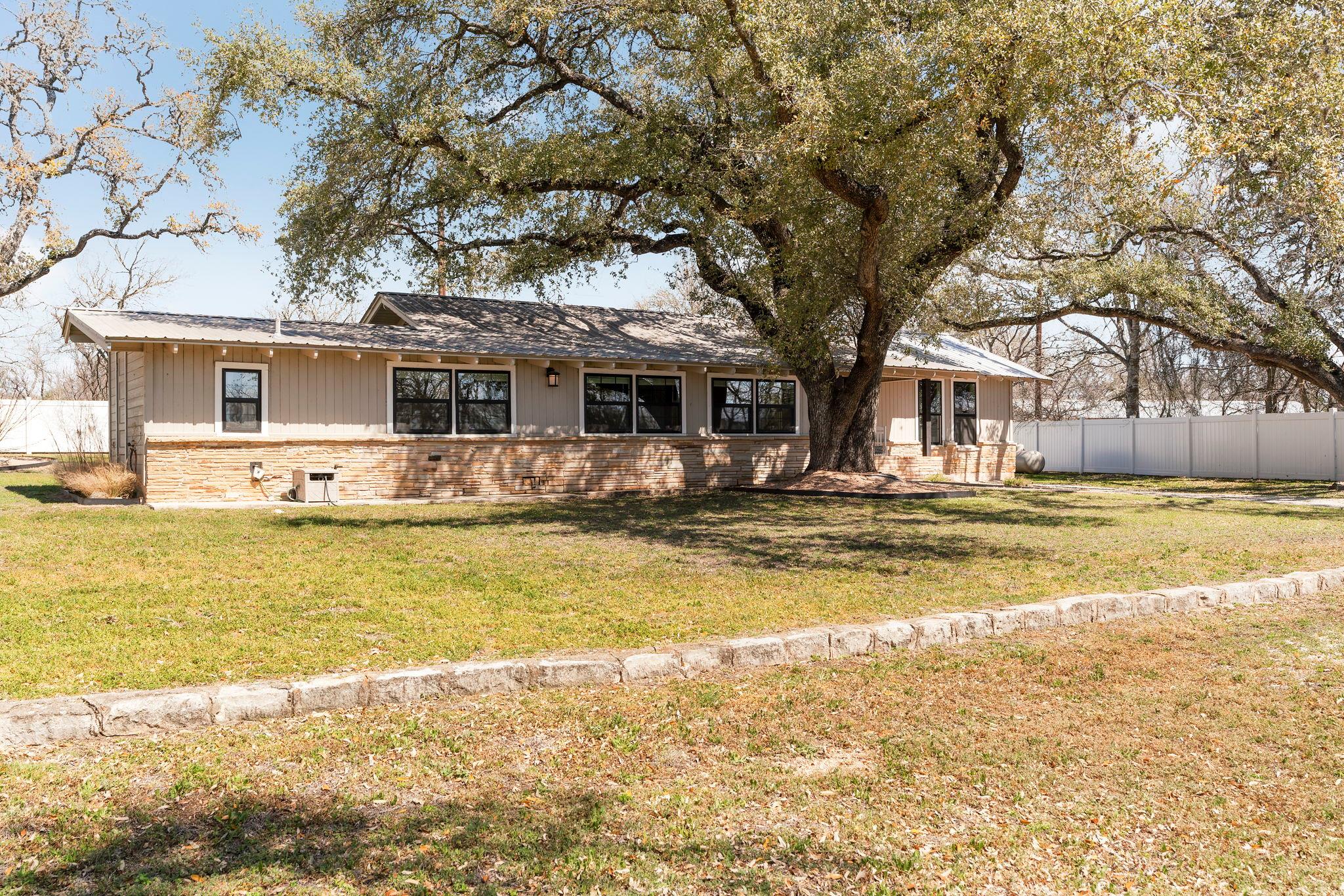 200 Creek Rd, Dripping Springs, TX 78620