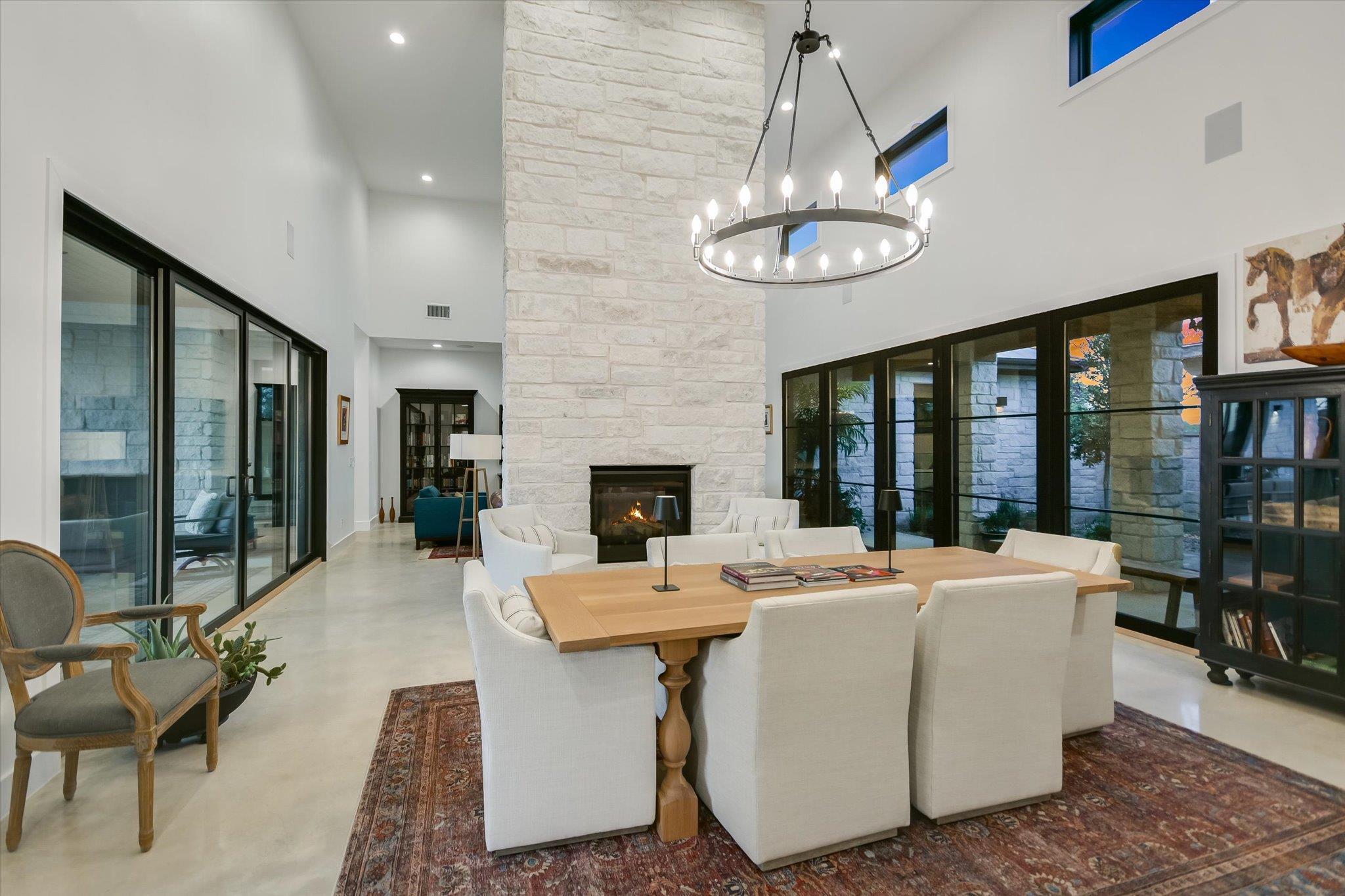 343 Pug Rippy, Dripping Springs, TX 78620