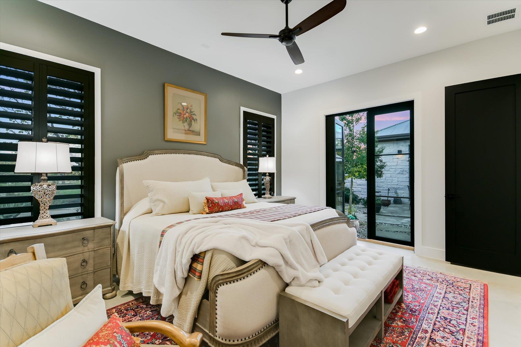 343 Pug Rippy, Dripping Springs, TX 78620