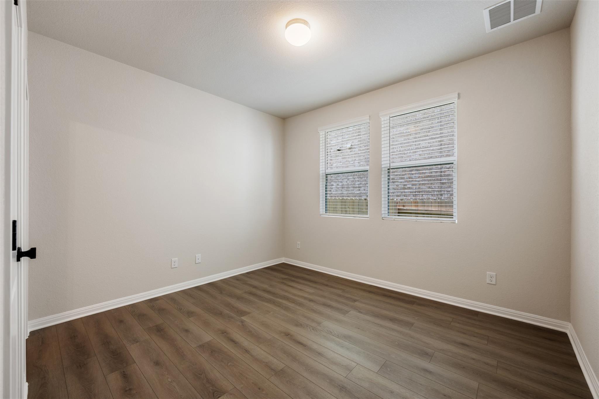 185 Coleto Trl, Cedar Creek, TX 78602