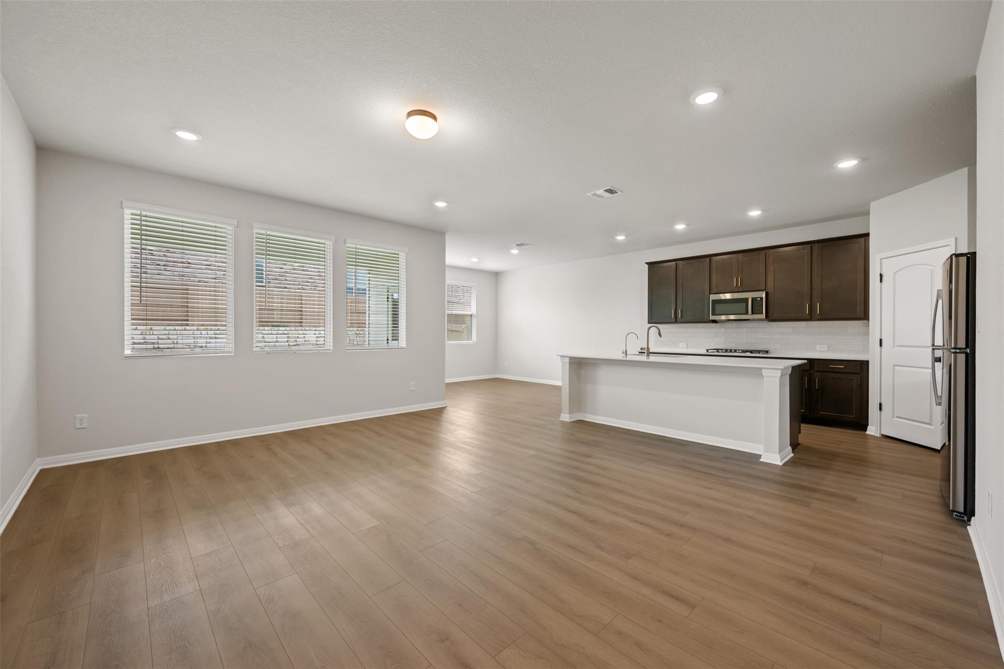 185 Coleto Trl, Cedar Creek, TX 78602