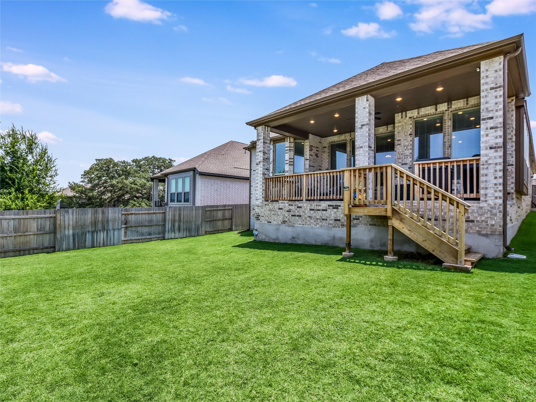 421 Teakmill Trl, San Marcos, TX 78666