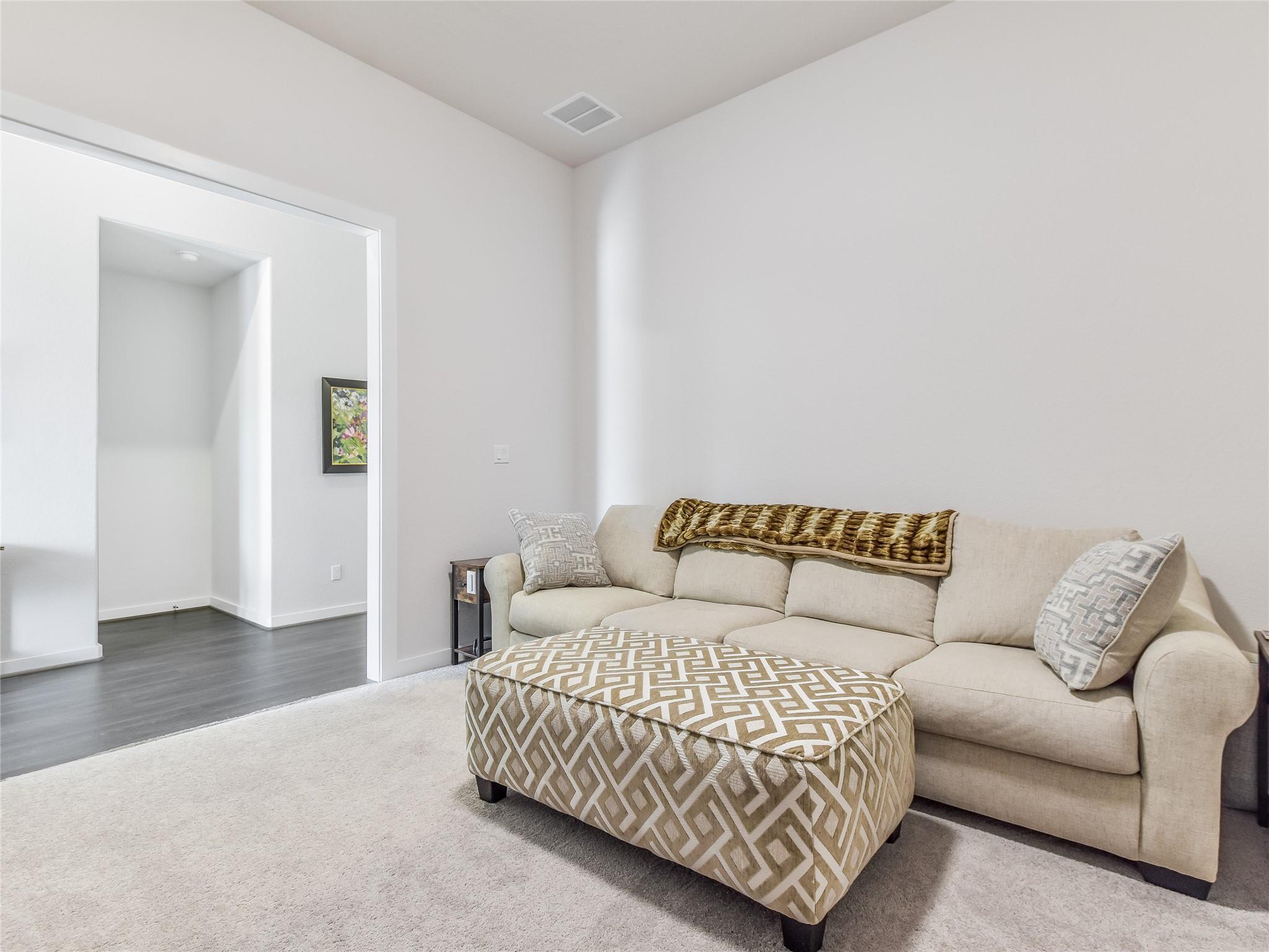 421 Teakmill Trl, San Marcos, TX 78666