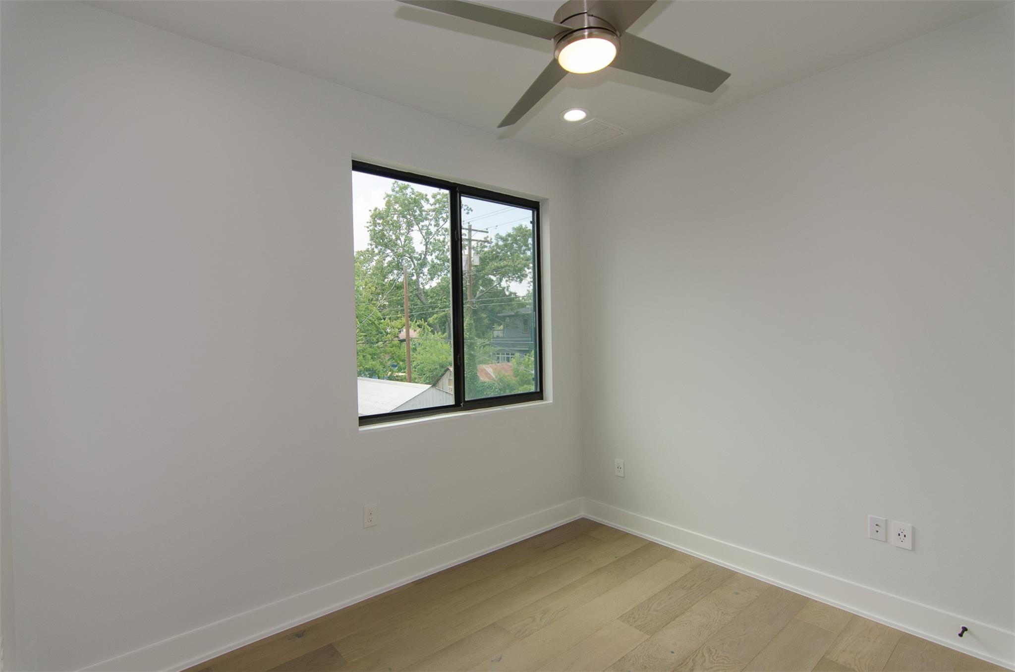 2306 Canterbury St # 2, Austin, TX 78702