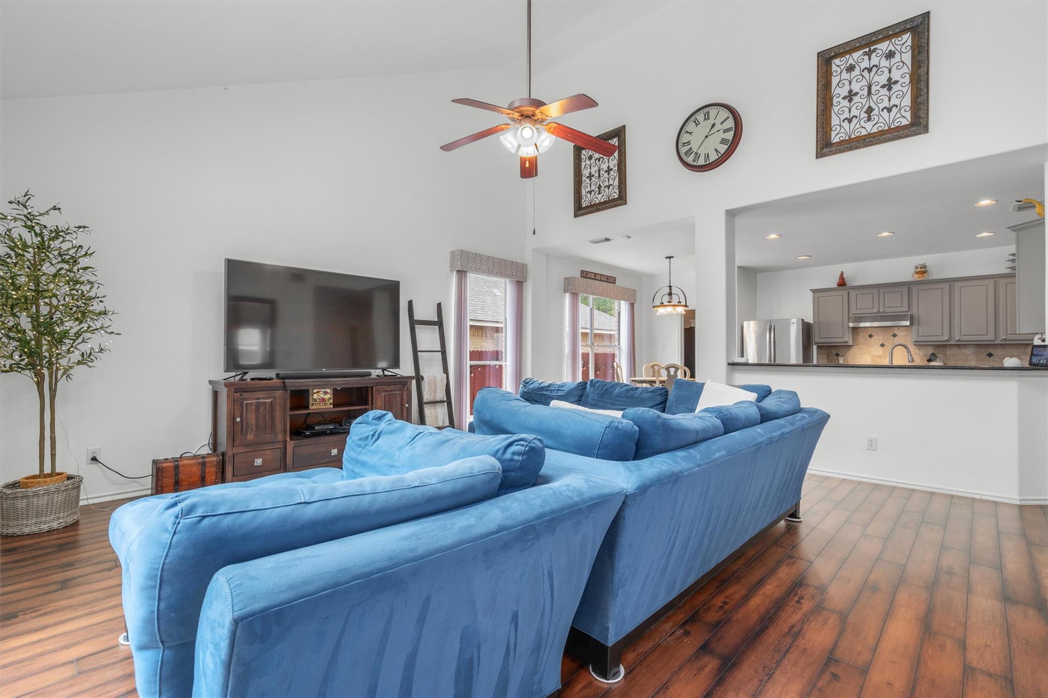 3716 Pine Needle Cir, Round Rock, TX 78681