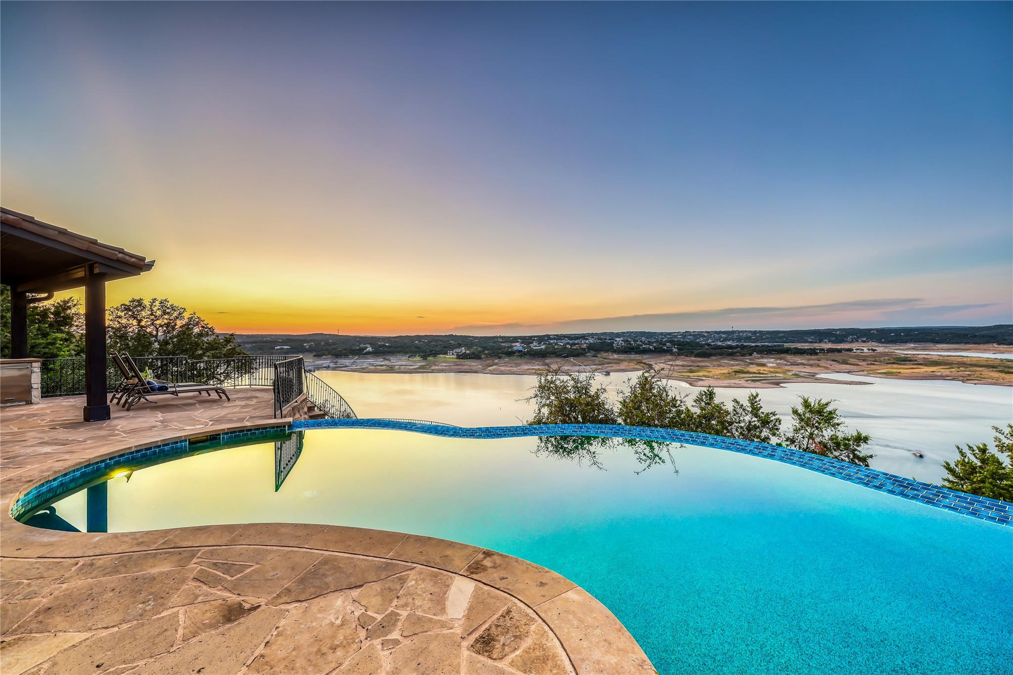 1208 Watercliffe Dr, Lago Vista, TX 78645