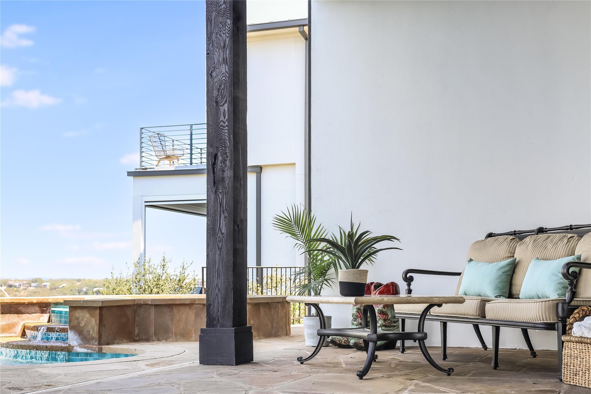 1208 Watercliffe Dr, Lago Vista, TX 78645