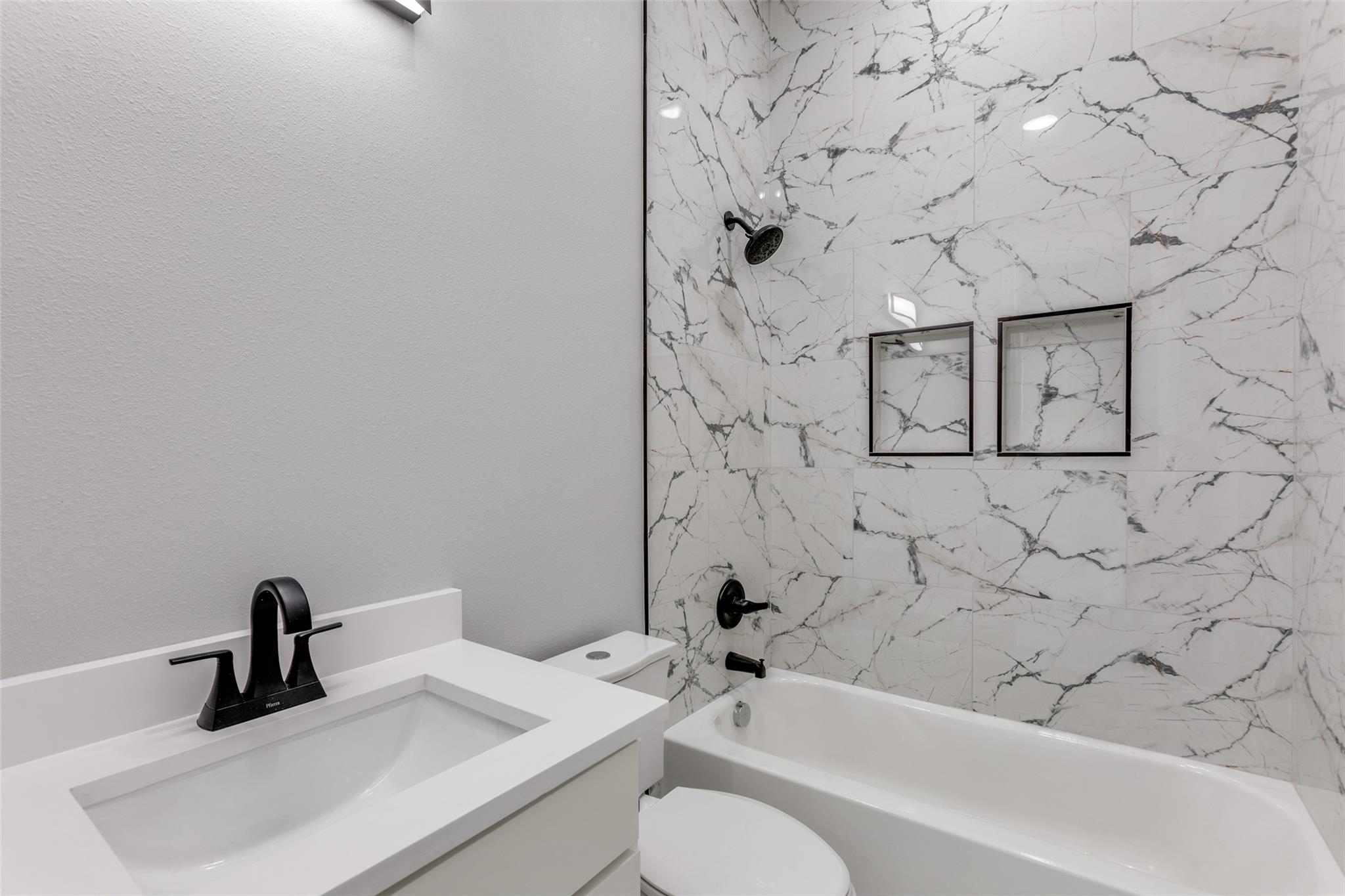 485 Post Oak, Gonzales, TX 78629