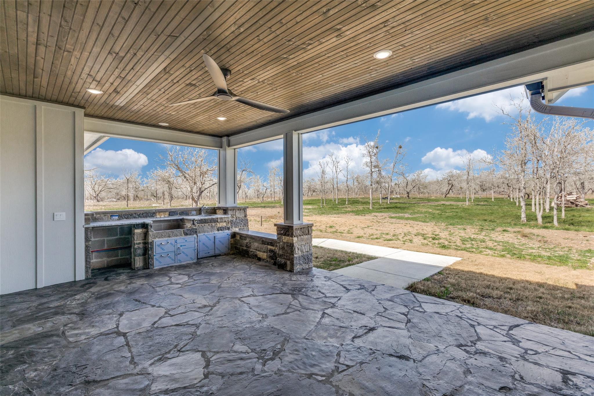 485 Post Oak, Gonzales, TX 78629