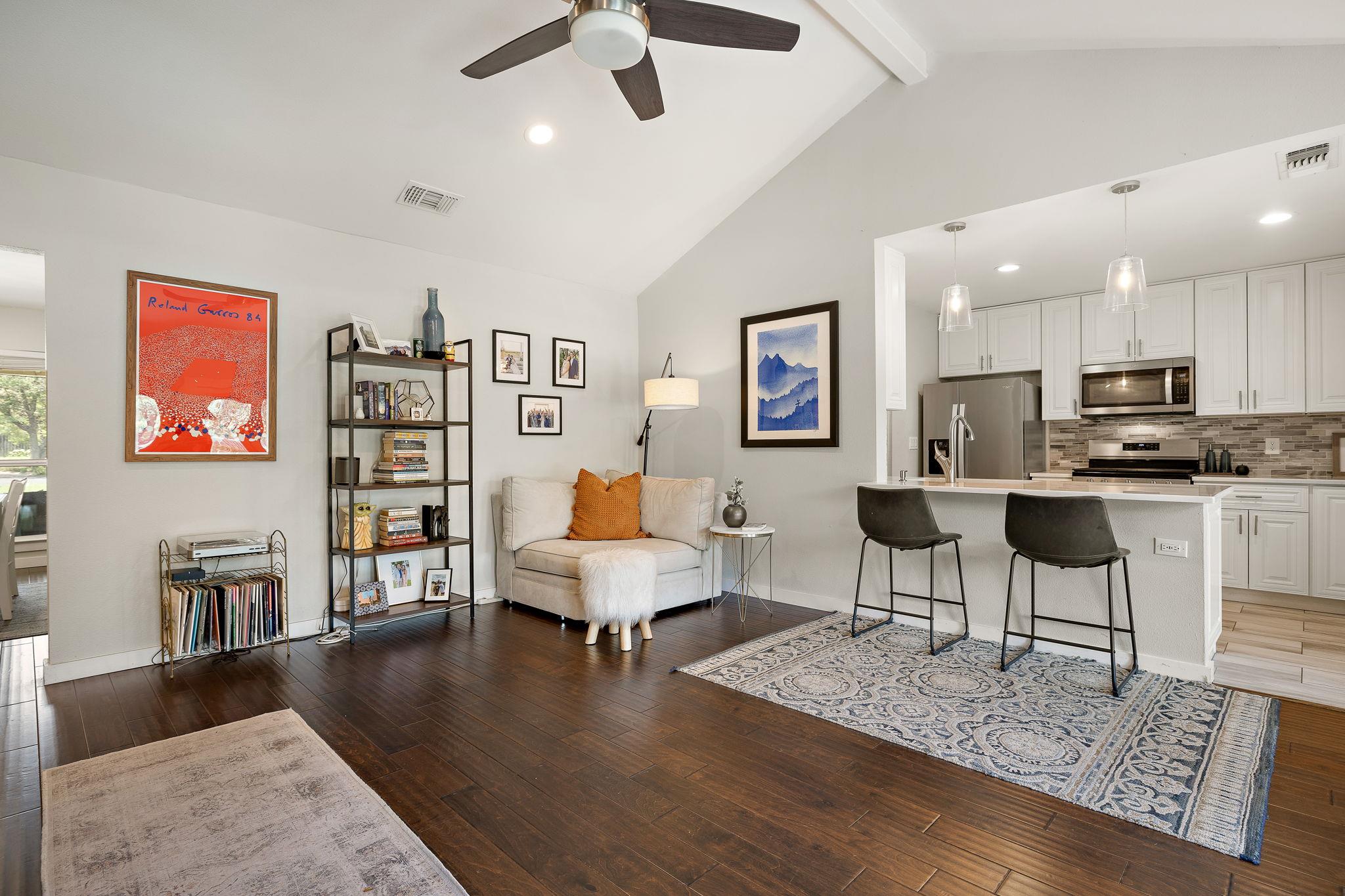 2101 Falcon Hill Dr, Austin, TX 78745