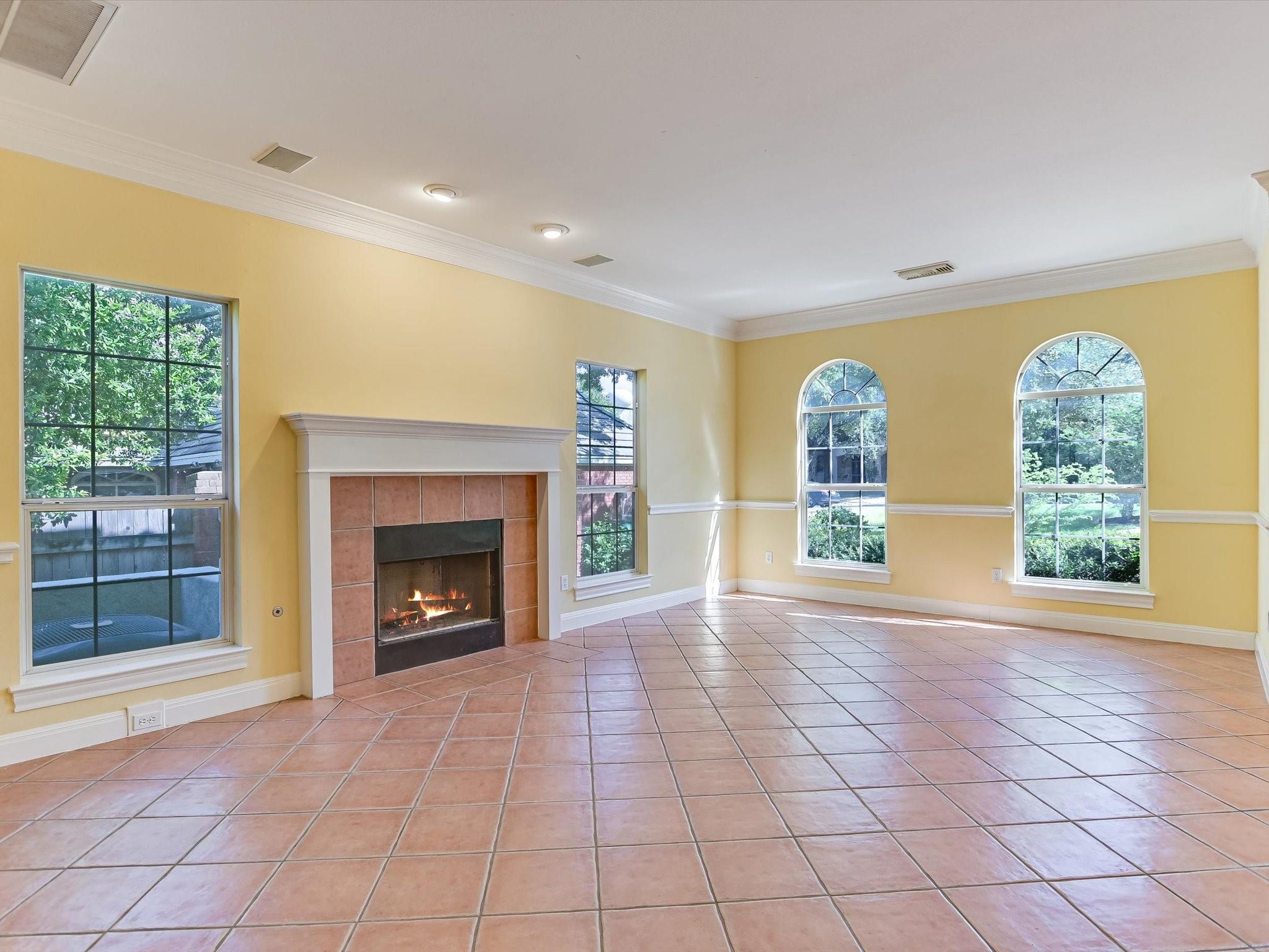 6 Wingreen Loop, The Hills, TX 78738