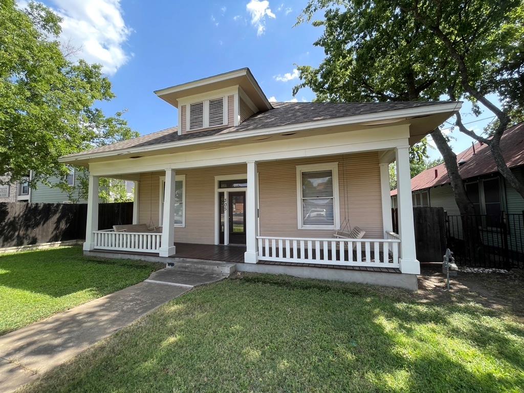 305 W 38th St, Austin, TX 78705