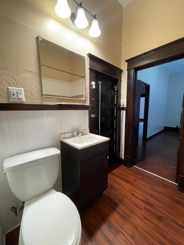 305 W 38th St, Austin, TX 78705