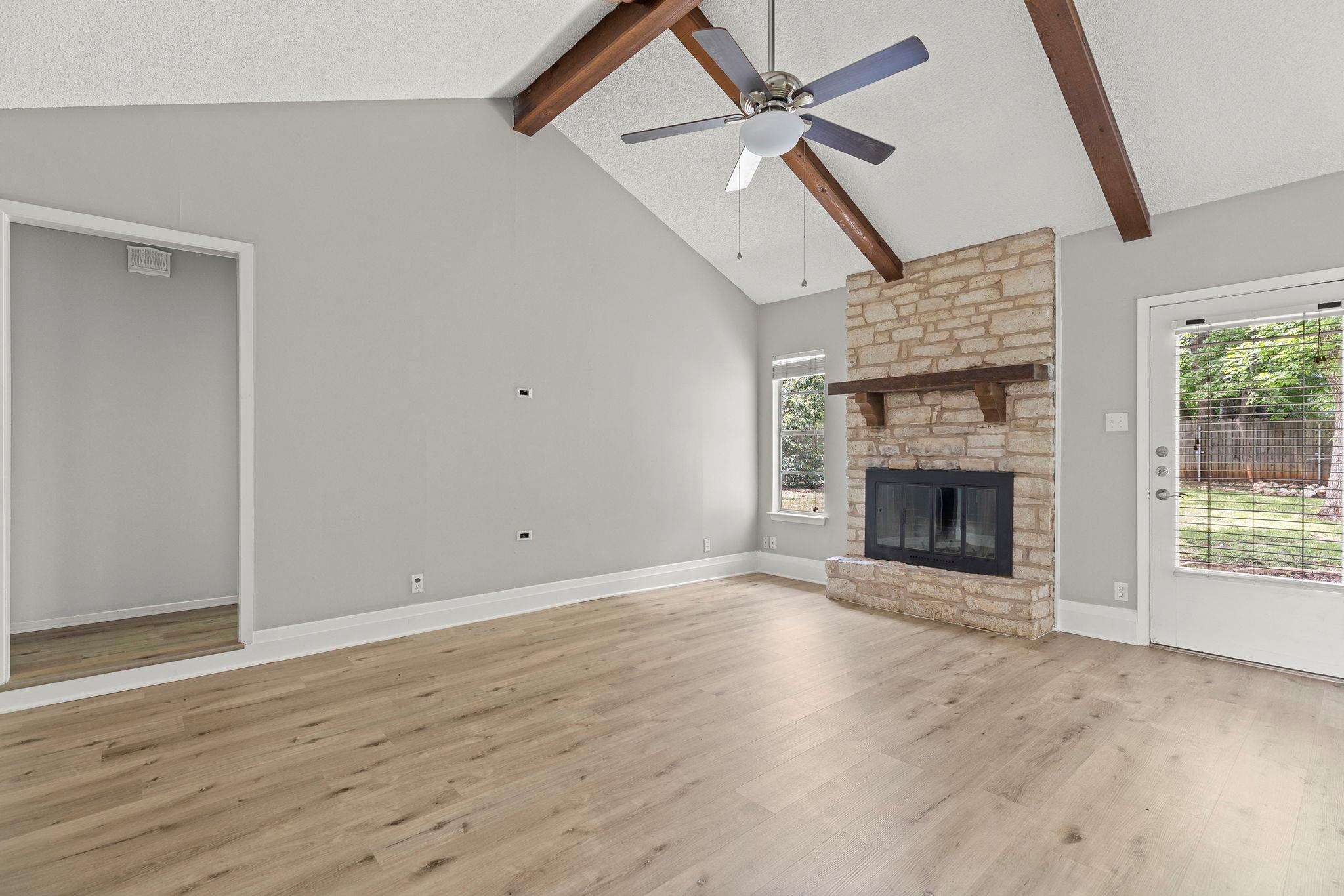 618 Buckskin Dr, Round Rock, TX 78681