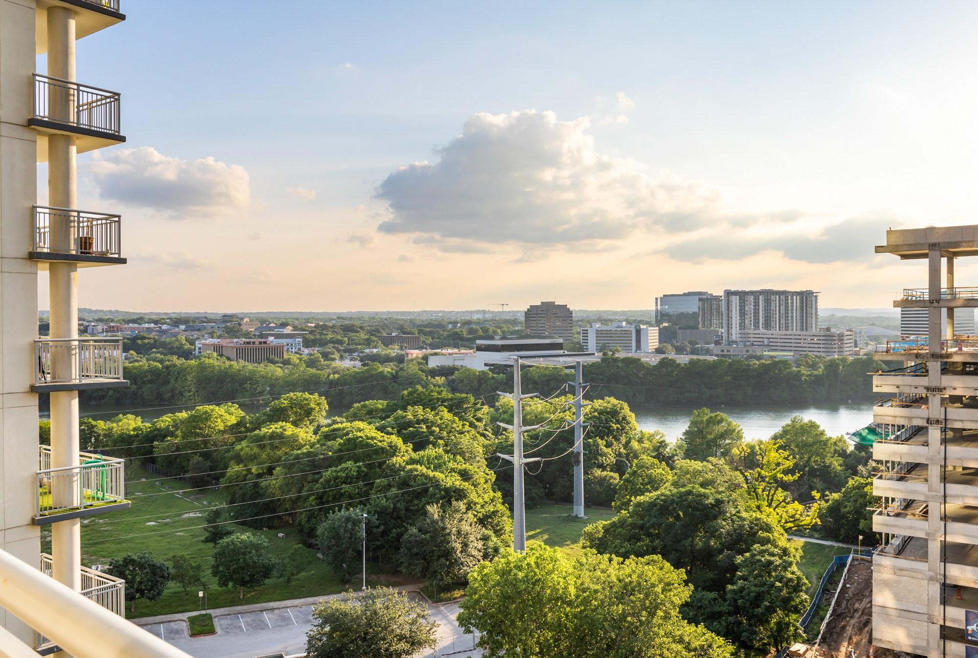 603 Davis St # 1103, Austin, TX 78701