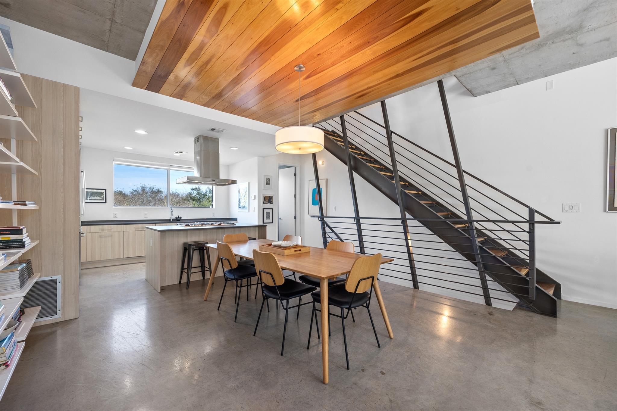 2301 S 5th St # 25, Austin, TX 78704