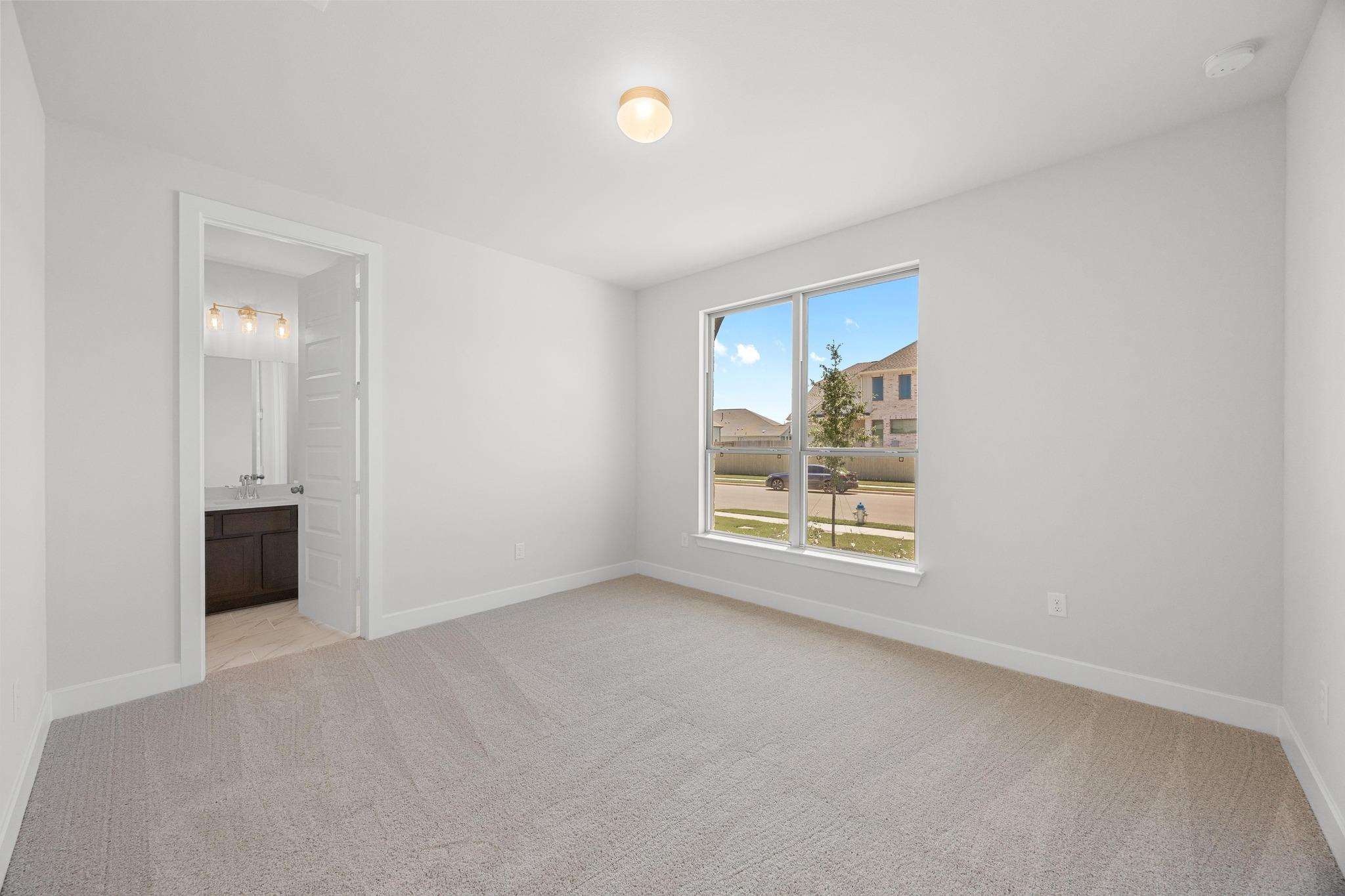 216 Echo Pass, Liberty Hill, TX 78642