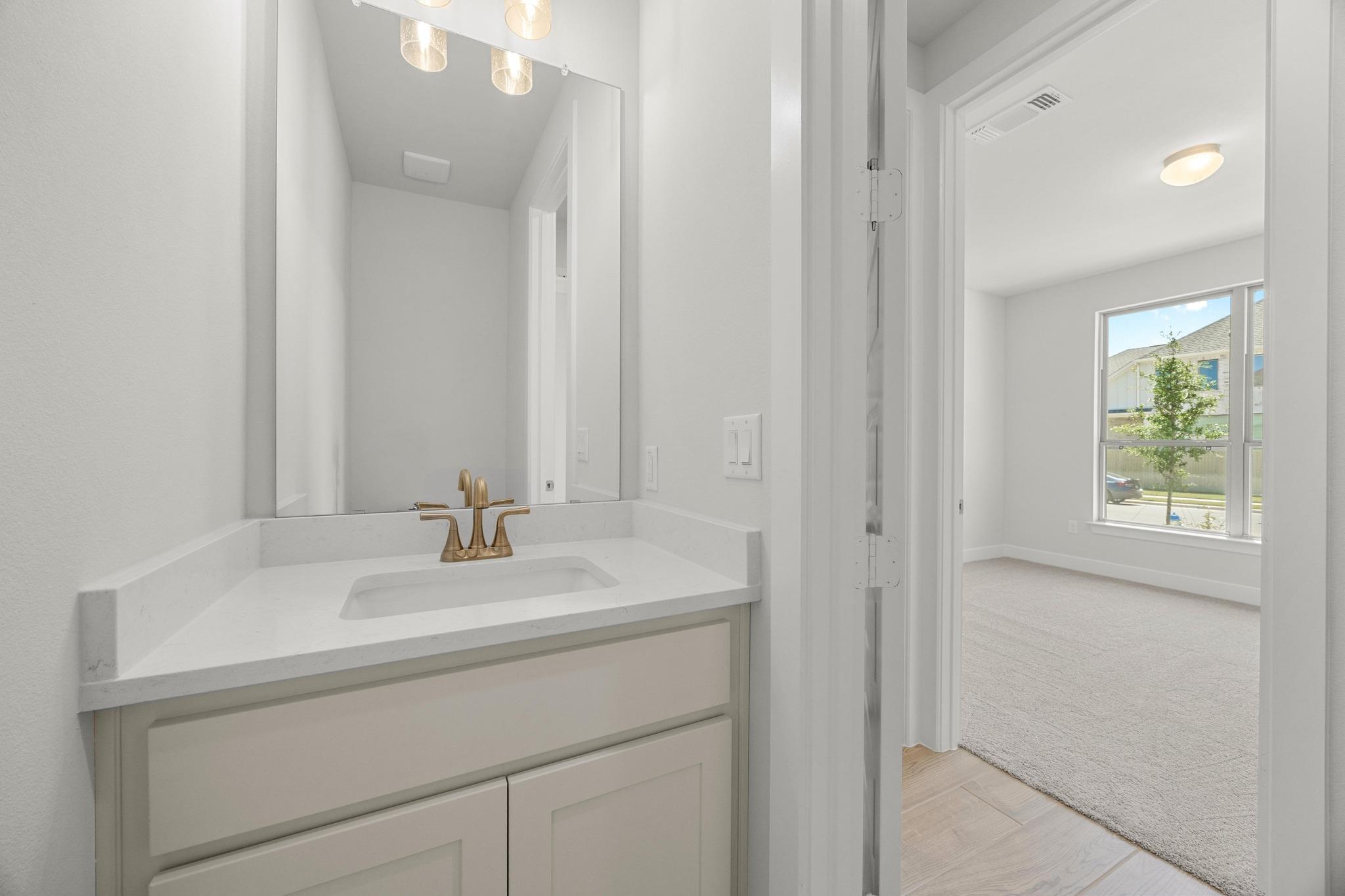 216 Echo Pass, Liberty Hill, TX 78642