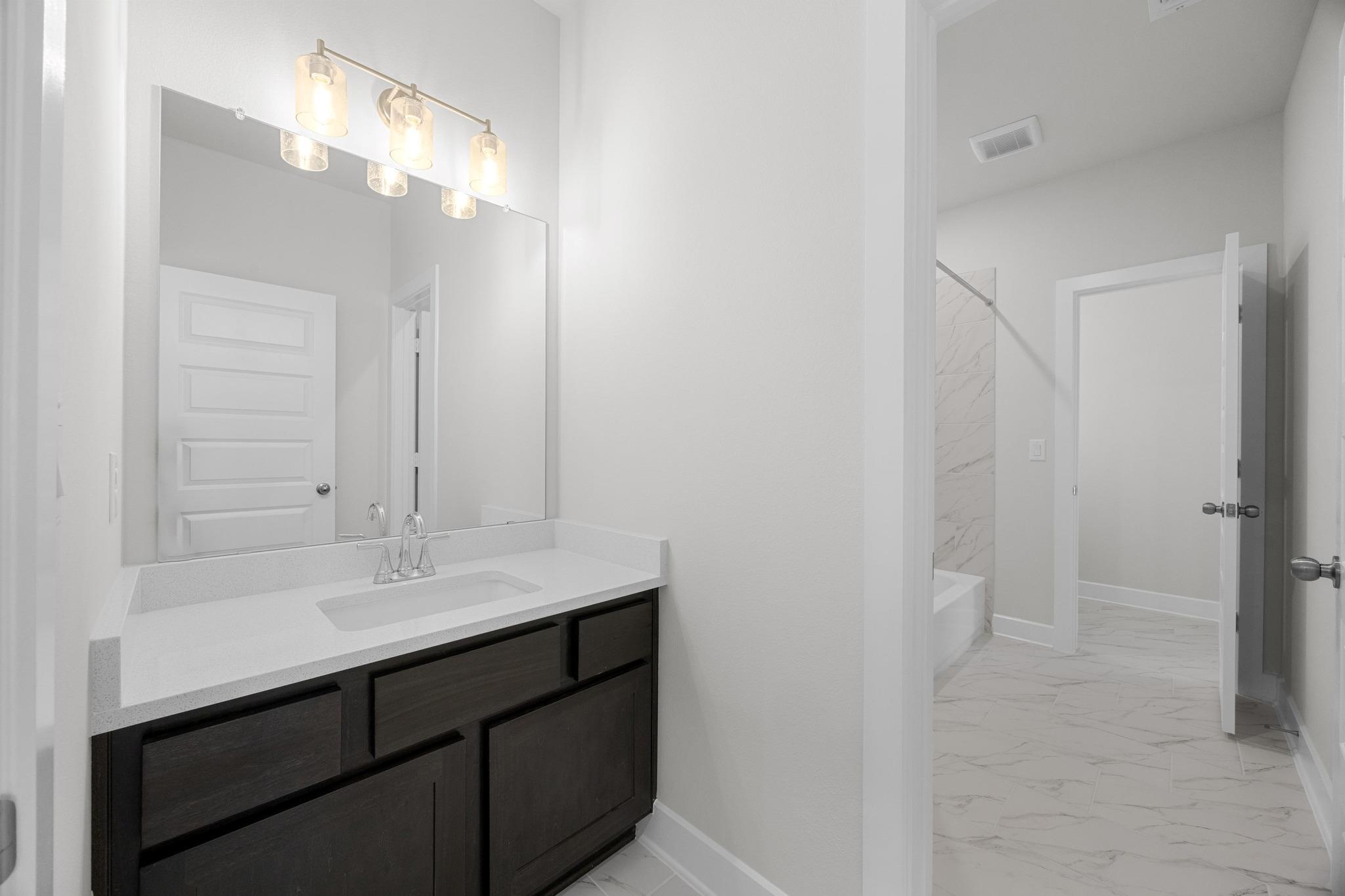 216 Echo Pass, Liberty Hill, TX 78642