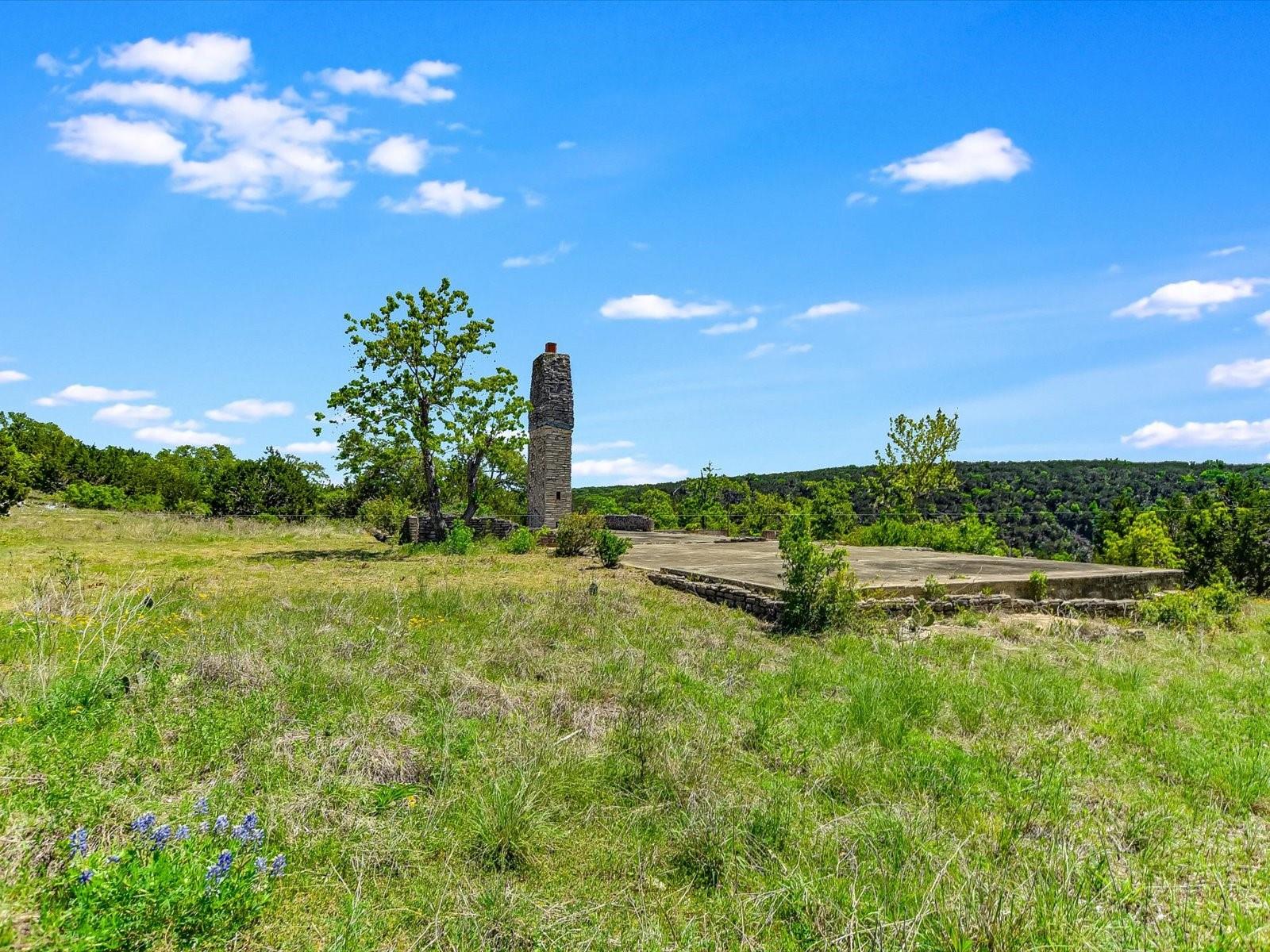 001 Red Hawk Rd, Wimberley, TX 78676