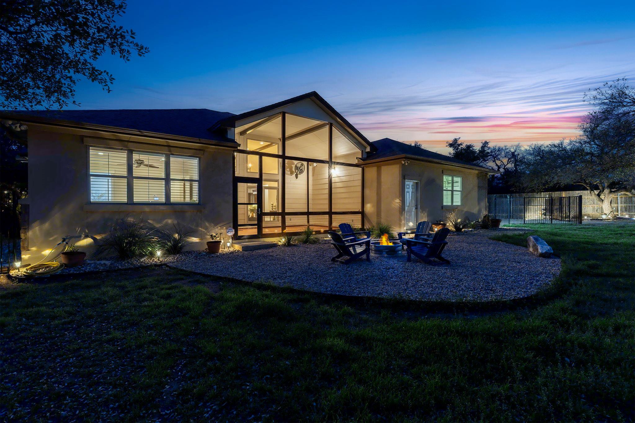 209 Sutton Pl W, Georgetown, TX 78628