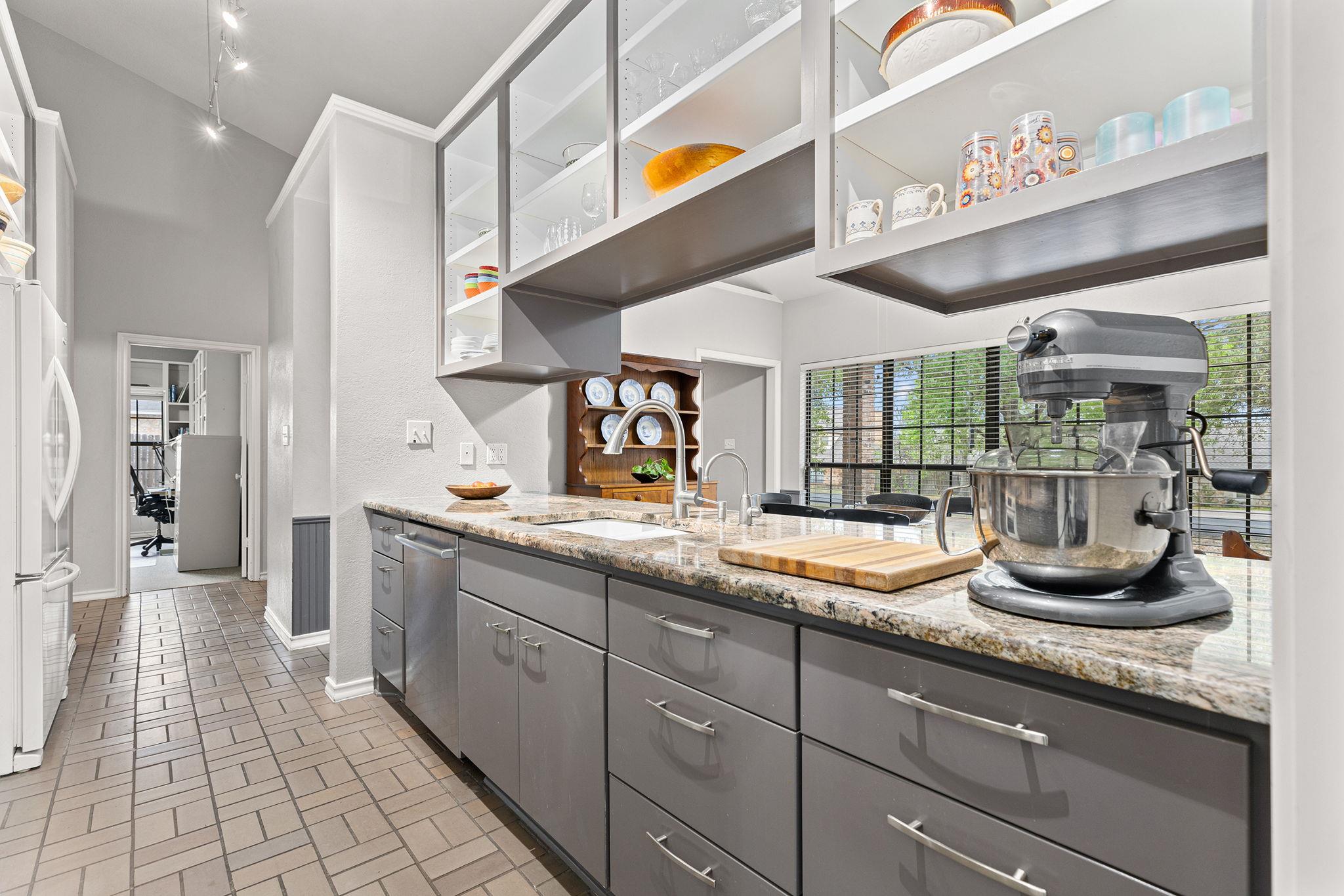 3806 Eagle Way, Round Rock, TX 78681