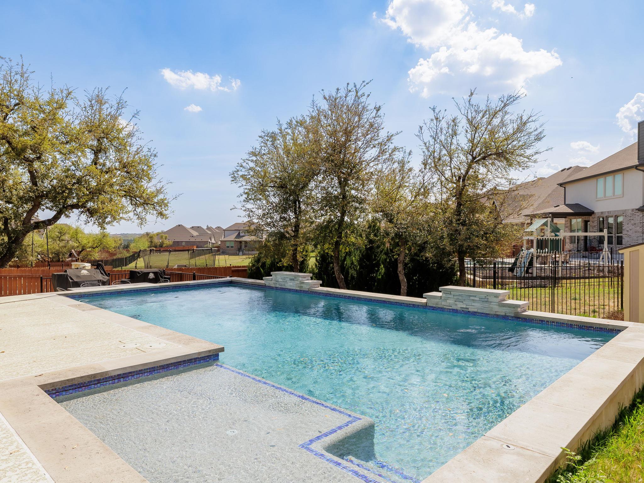 106 Barton Run Dr, Georgetown, TX 78628