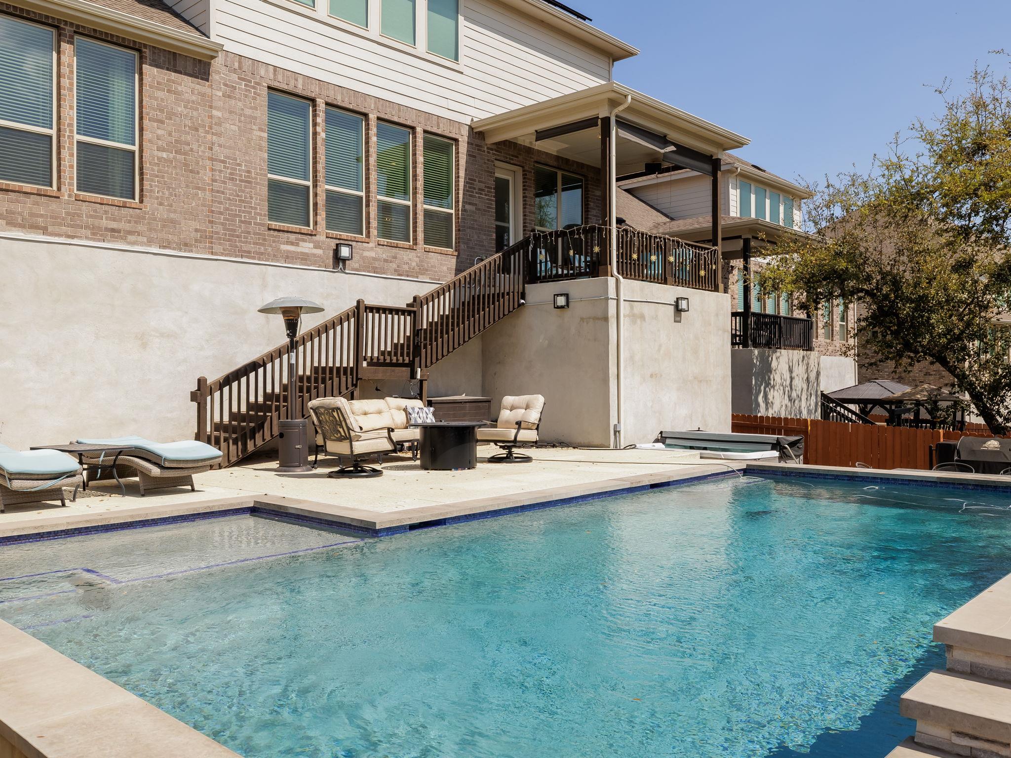 106 Barton Run Dr, Georgetown, TX 78628