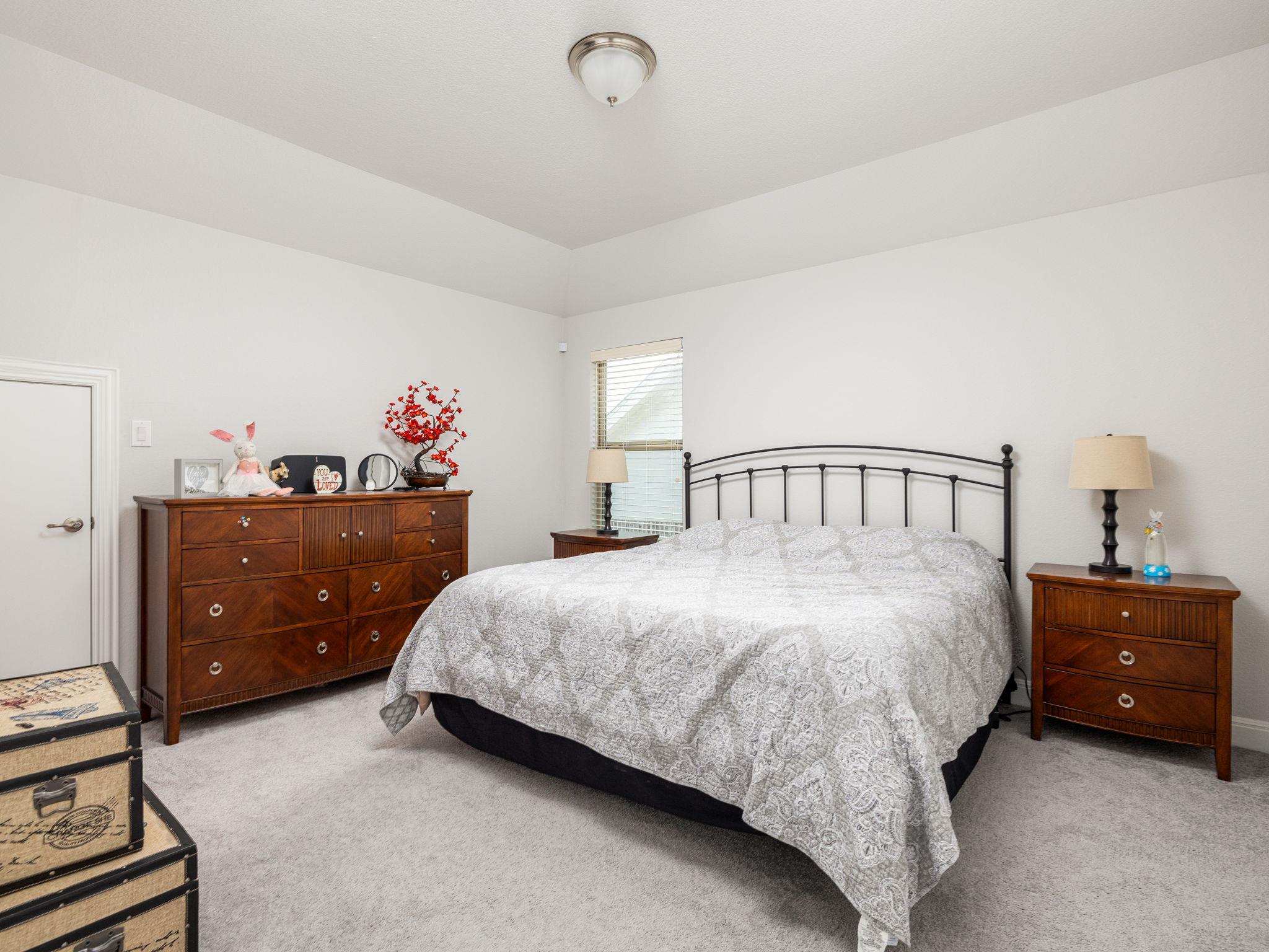 106 Barton Run Dr, Georgetown, TX 78628